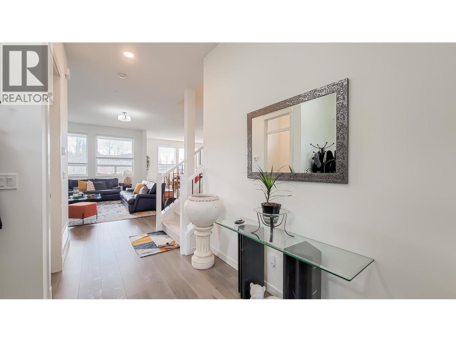 24670 106 Avenue Property Photo 3
