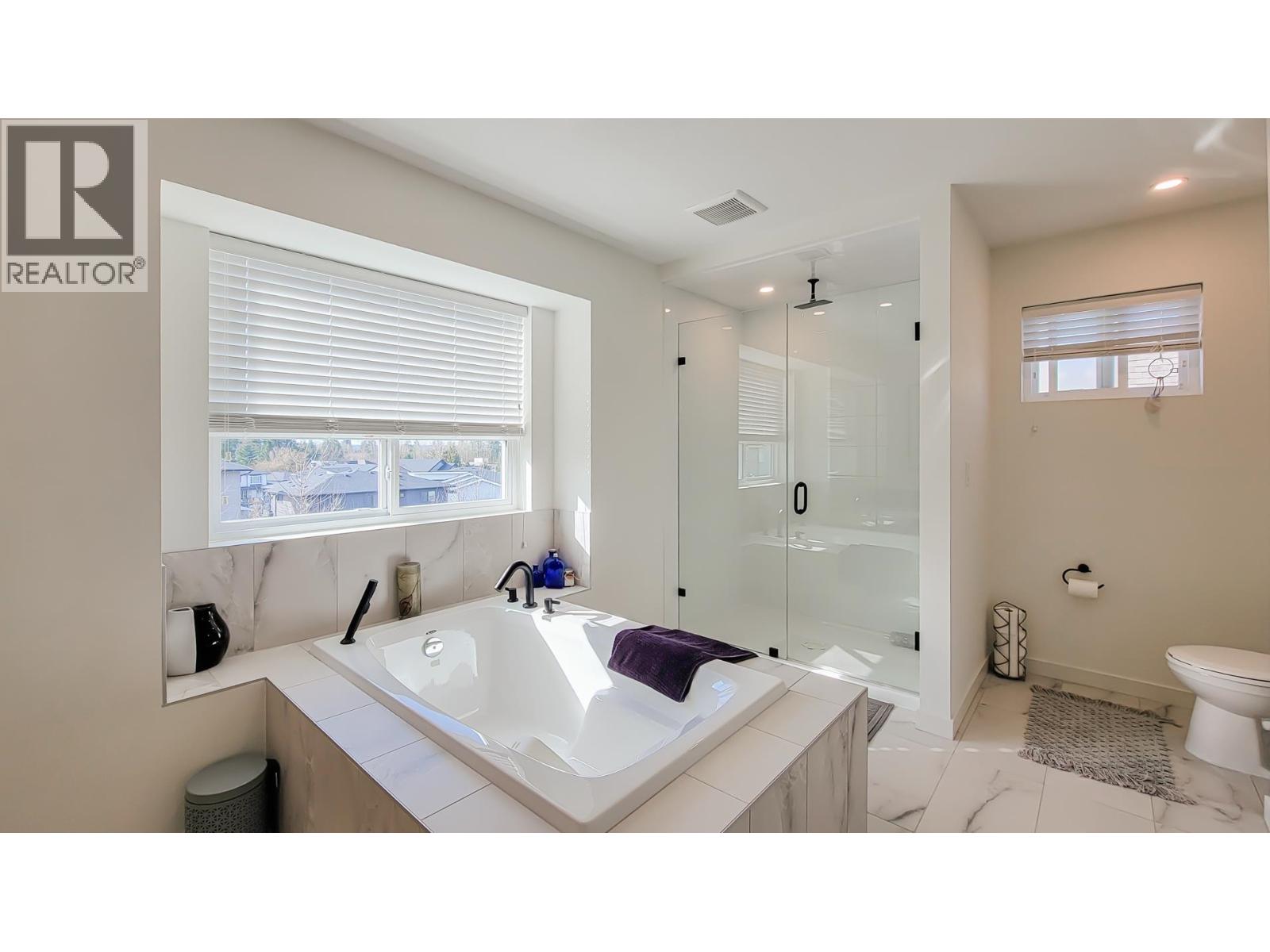 24670 106 Avenue Property Photo 16