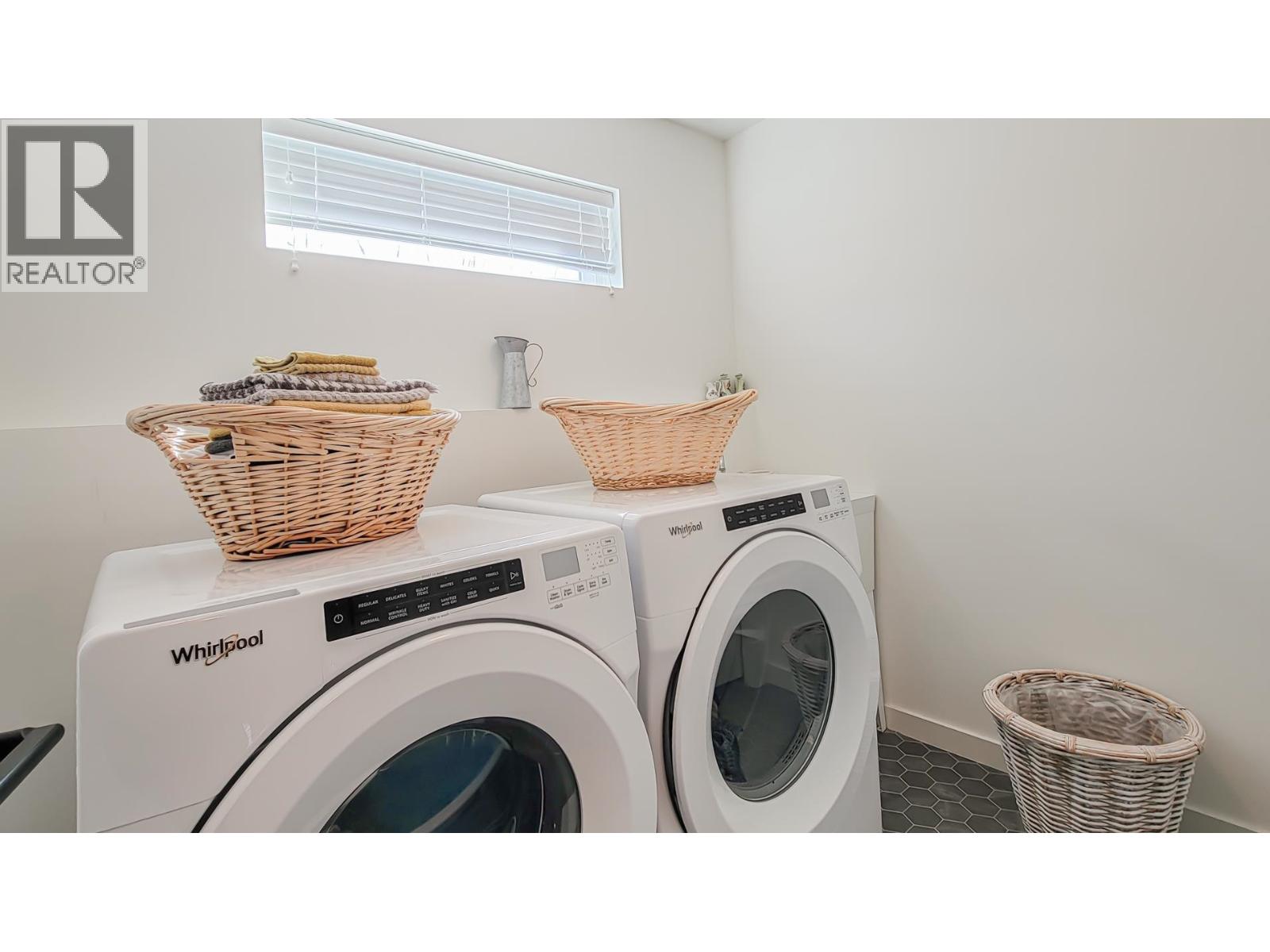 24670 106 Avenue Property Photo 25