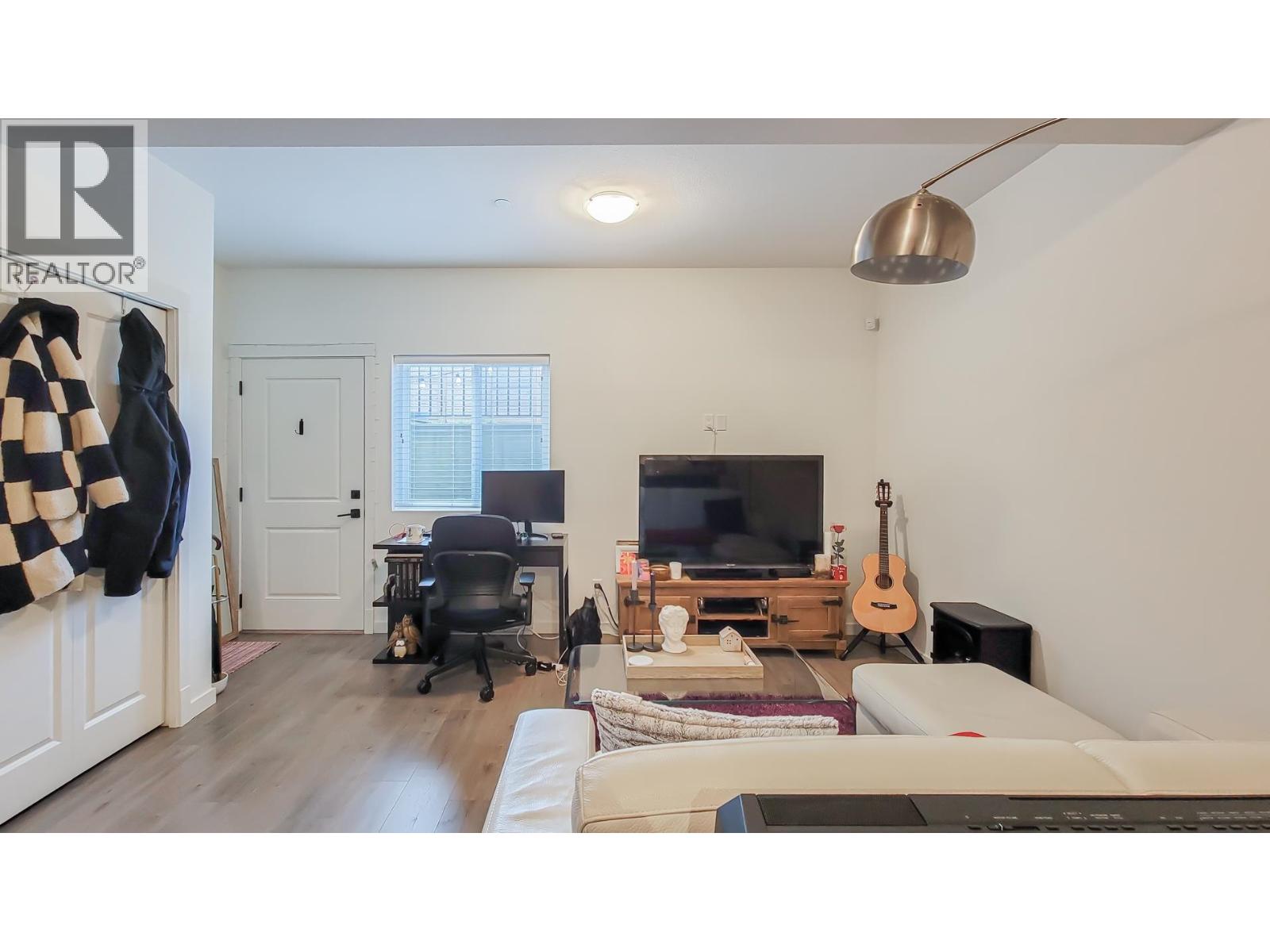 24670 106 Avenue Property Photo 27