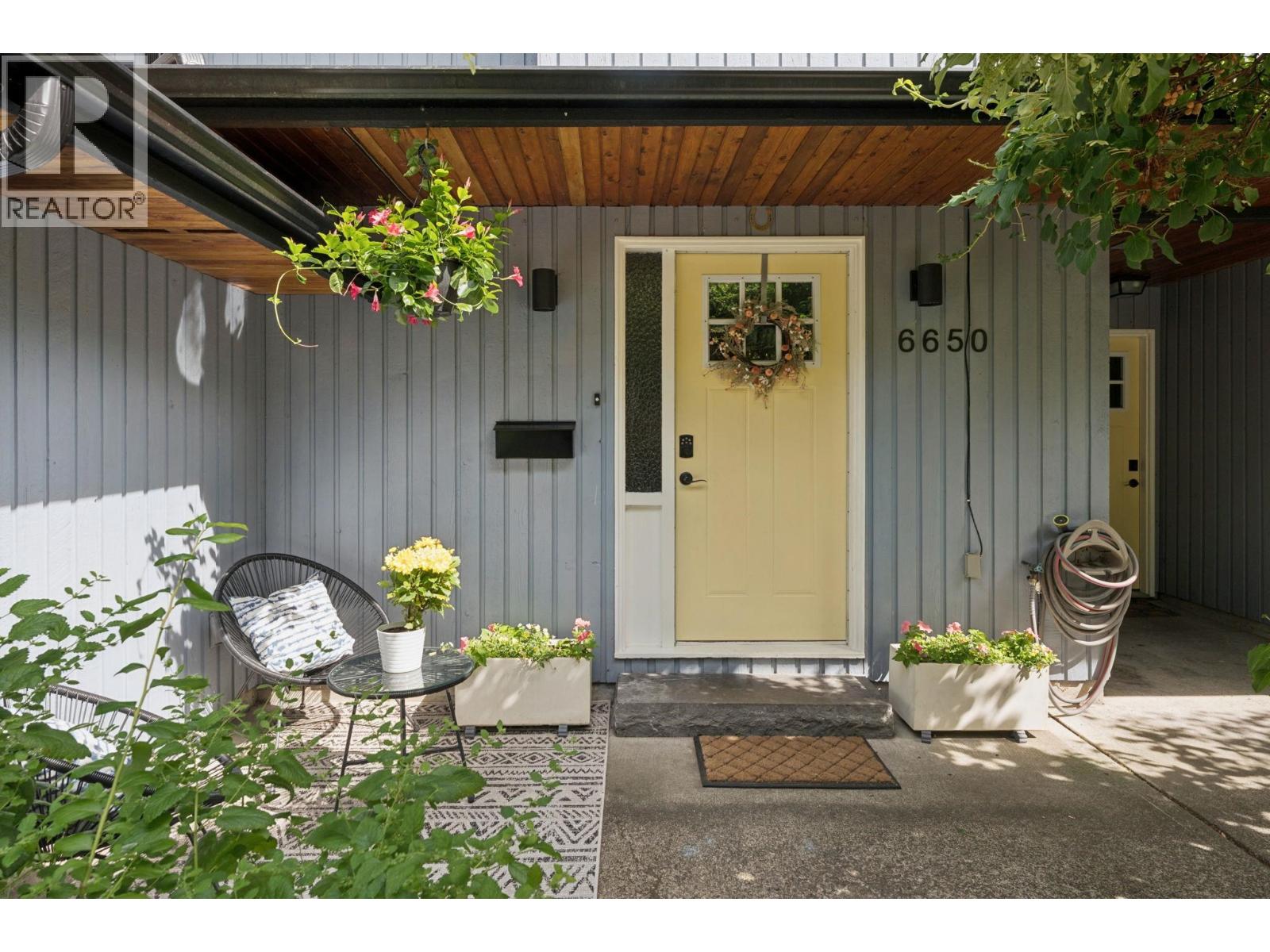 6650 NELSON AVENUE Property Photo 1