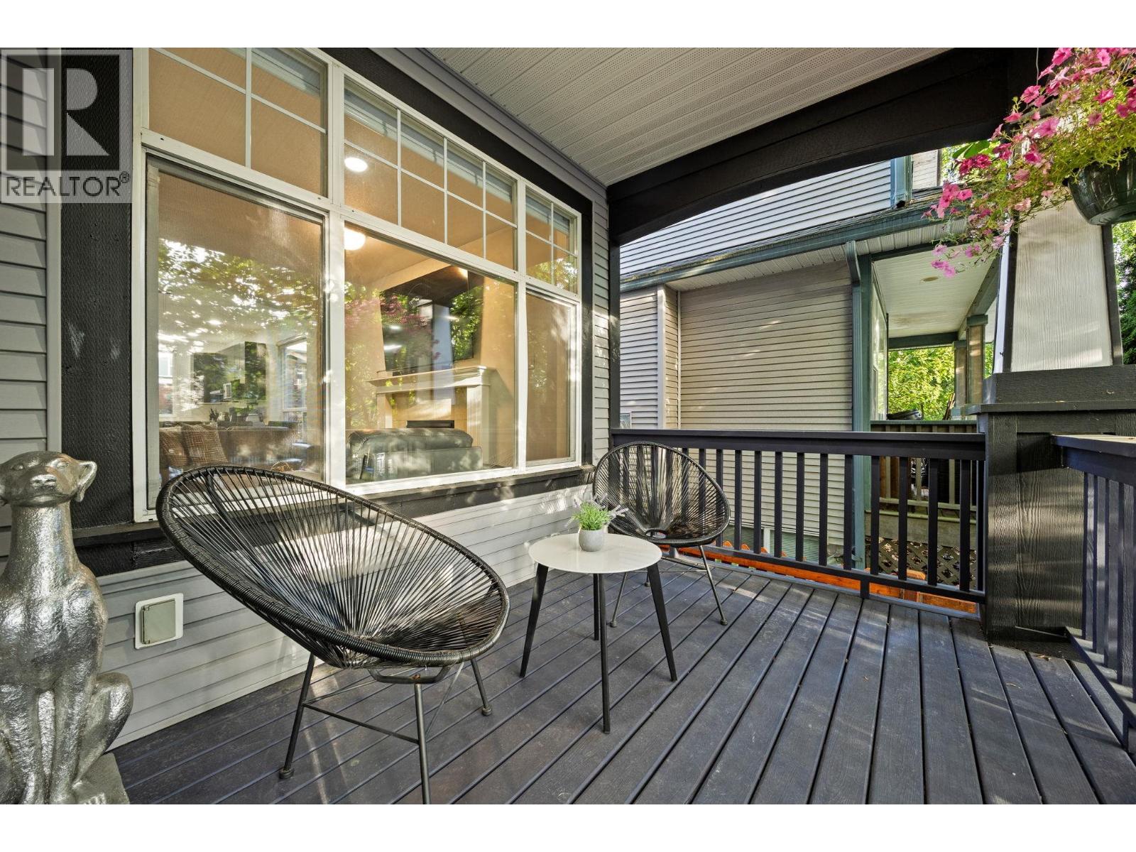10256 243a Street Property Photo 2
