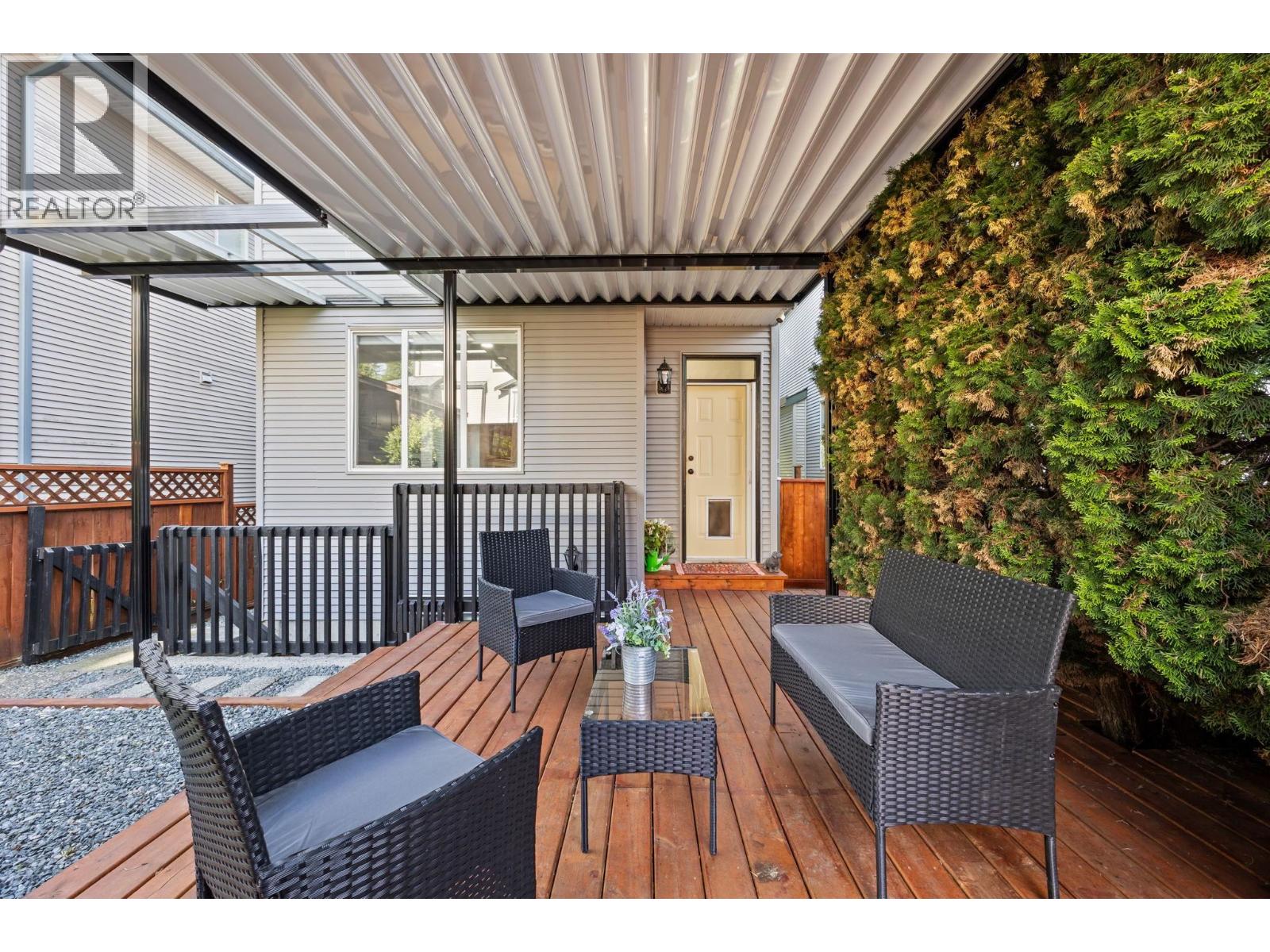 10256 243a Street Property Photo 5