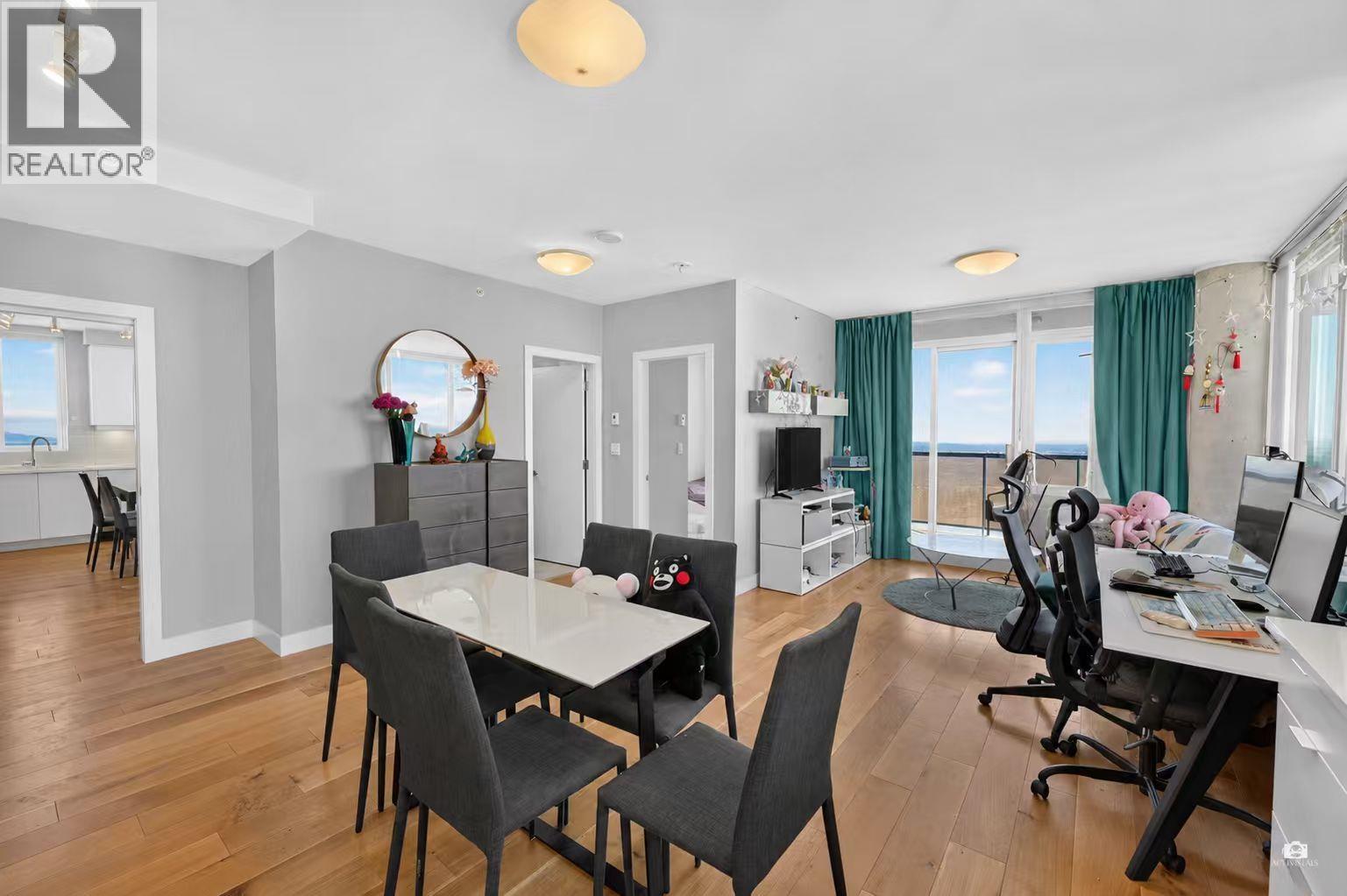 1206 9393 Tower Road Property Photo 3