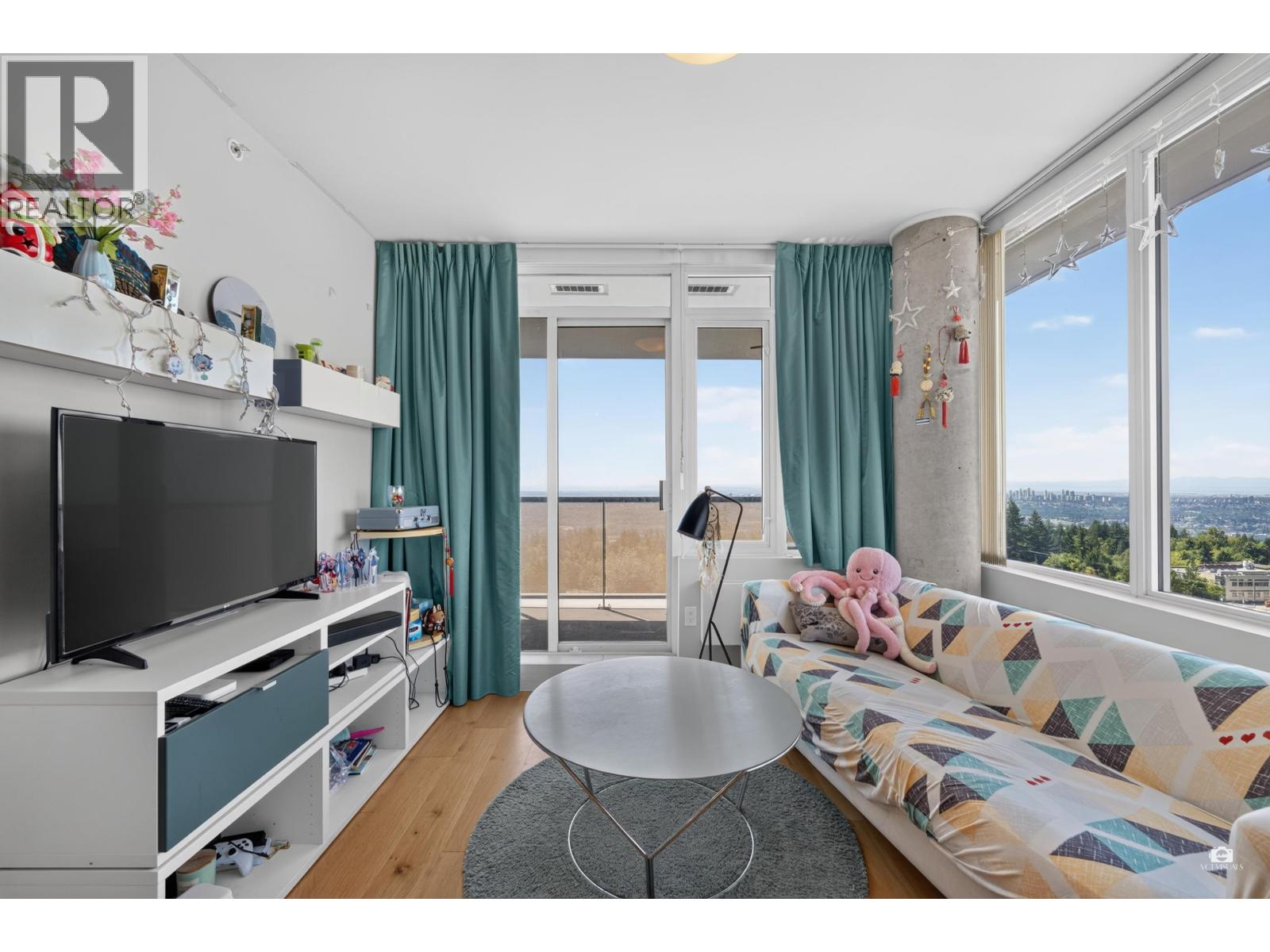 1206 9393 Tower Road Property Photo 9