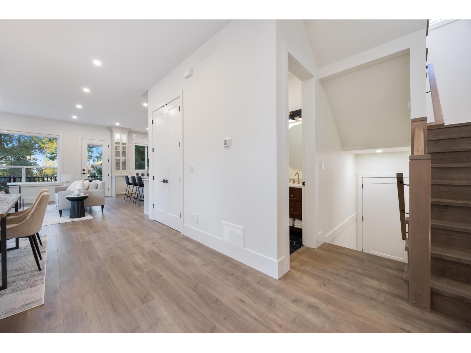 7028 205 Street Property Photo 10