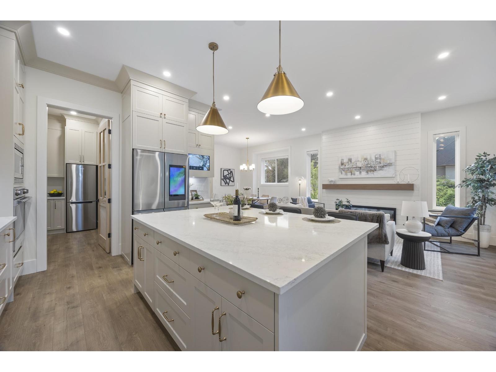7028 205 Street Property Photo 25