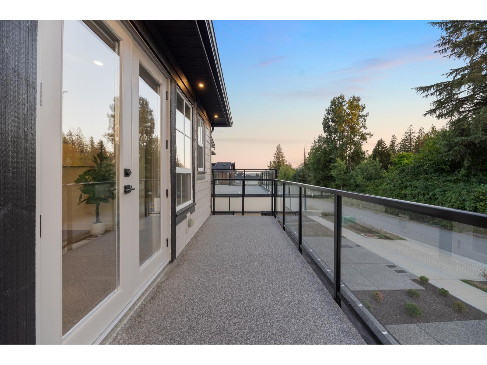 7028 205 Street Property Photo 38