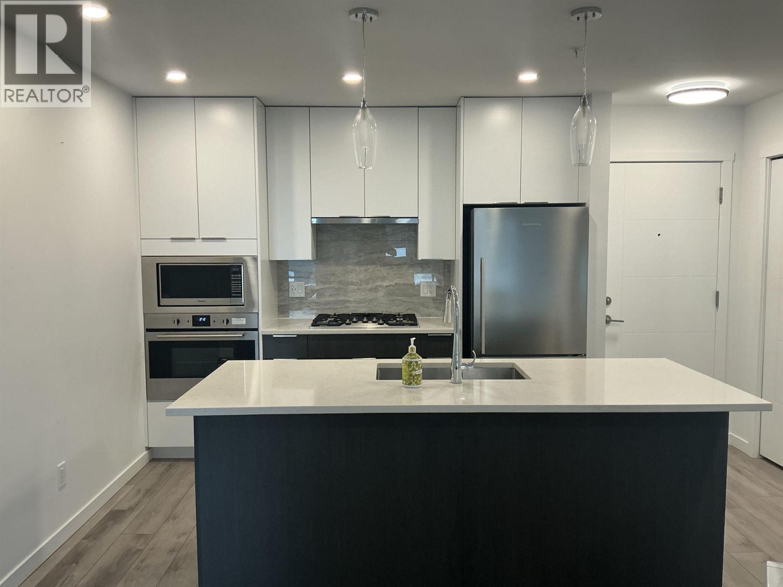 504 11641 227 STREET Property Photo 1