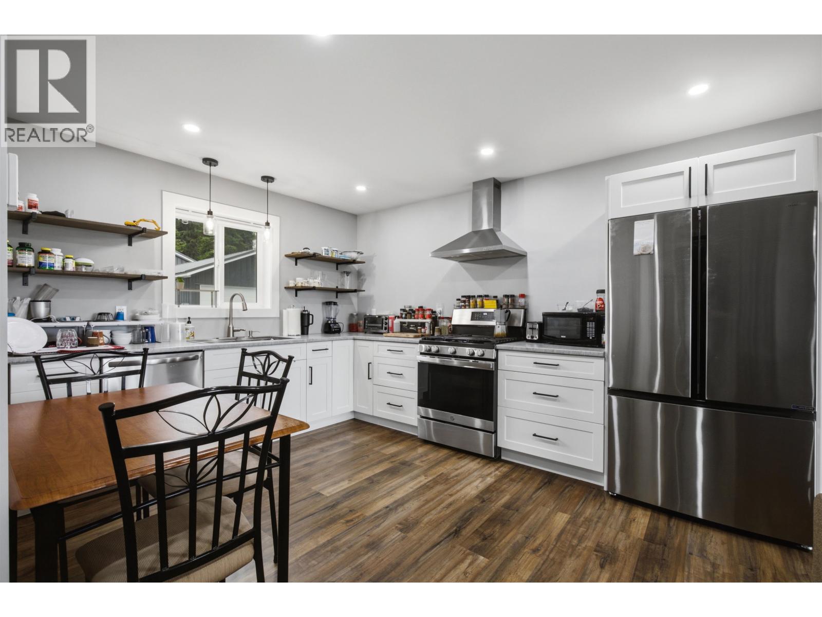3845 Allpress Road Property Photo 10