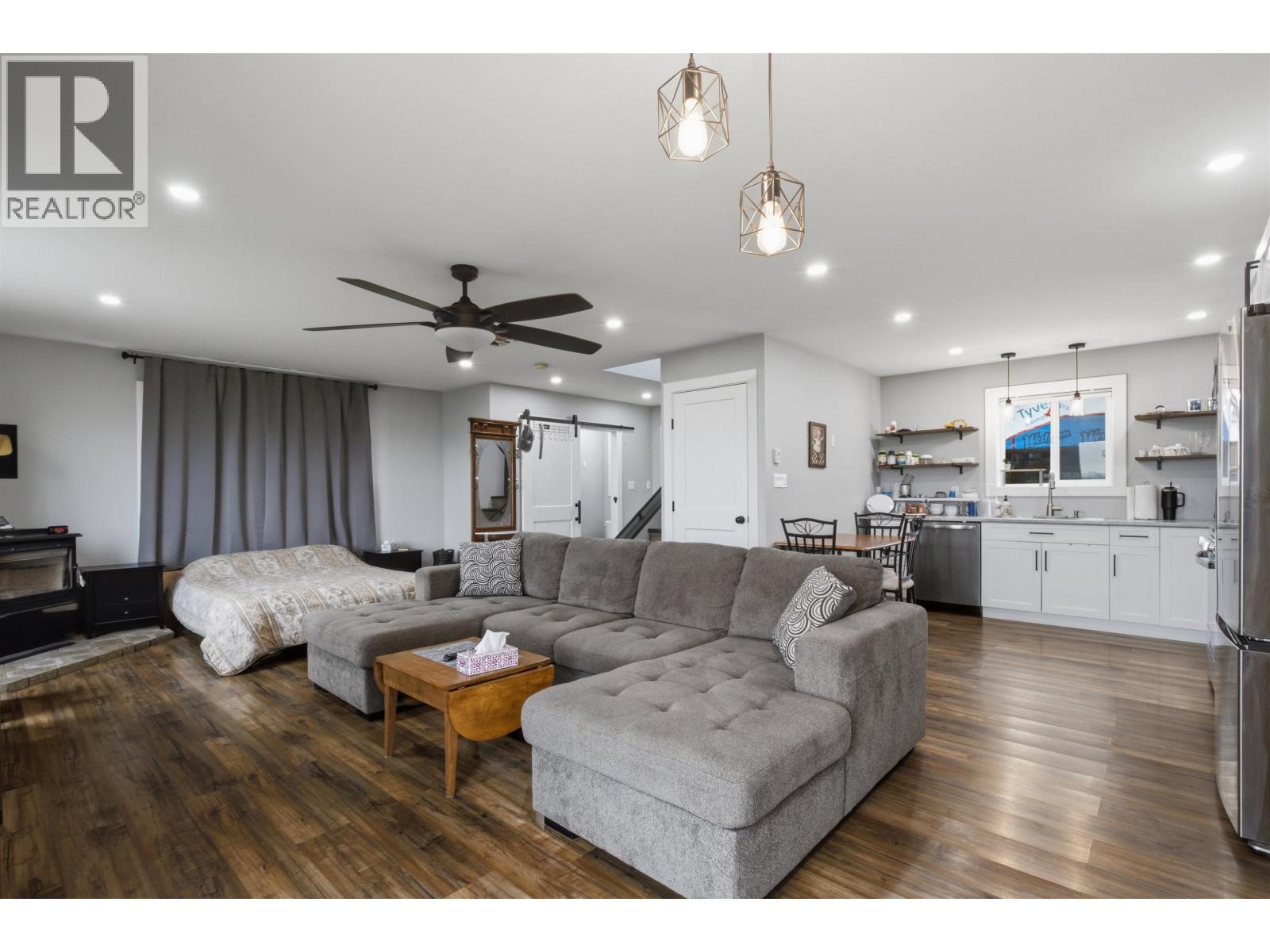 3845 Allpress Road Property Photo 11