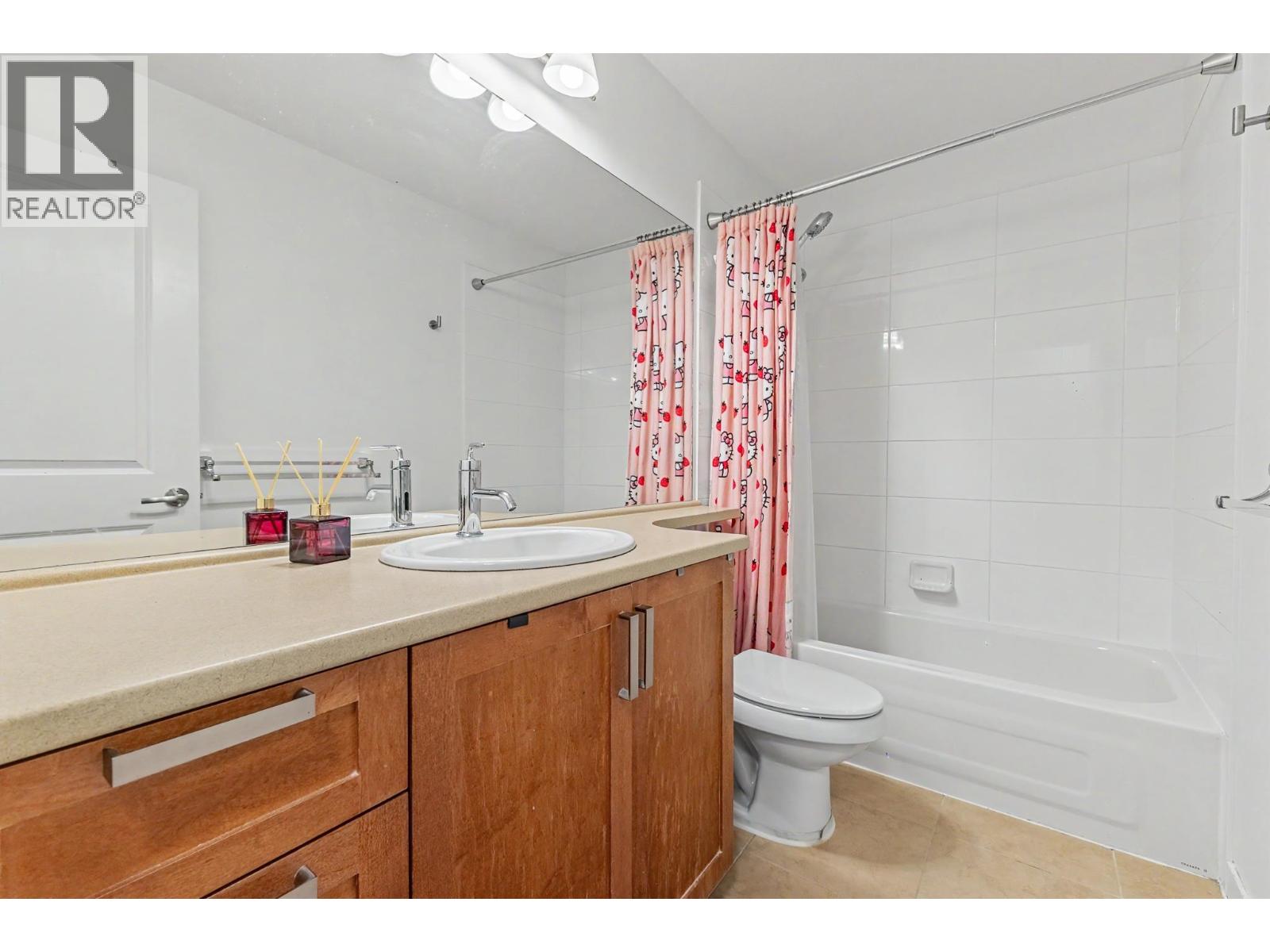 1427 Collins Road Property Photo 27
