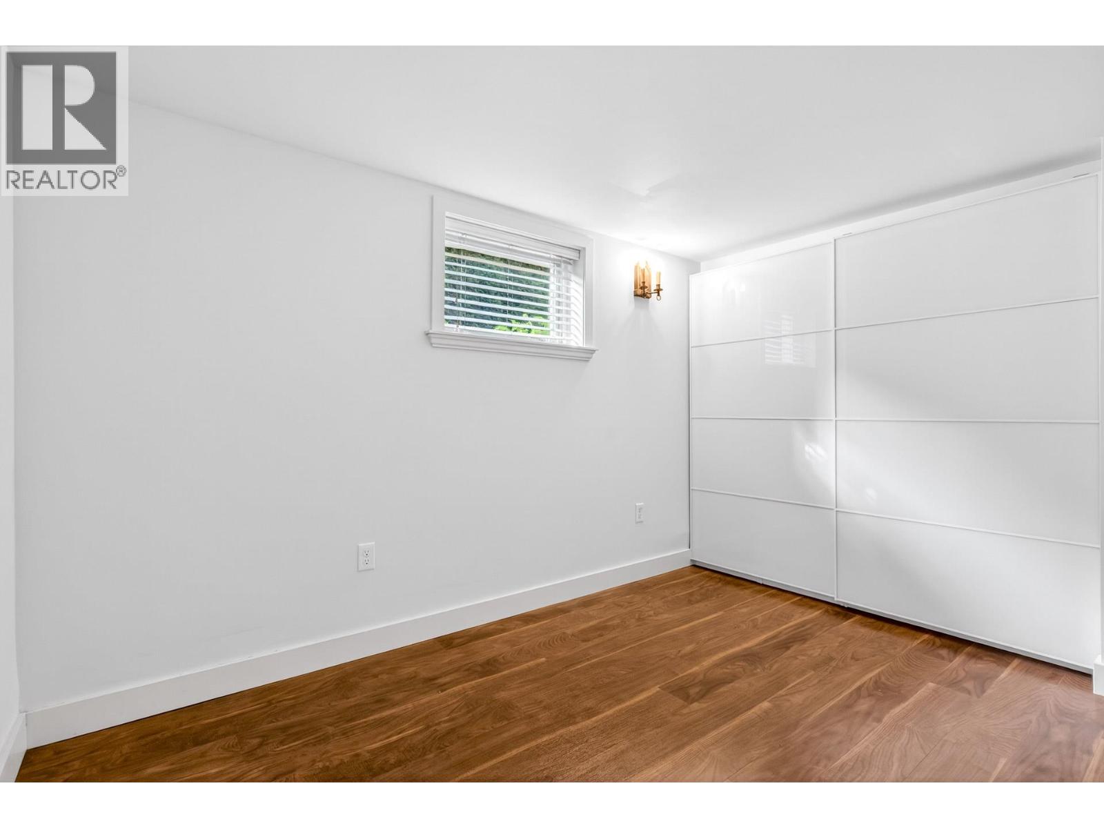 725 Fifth Street Property Photo 29