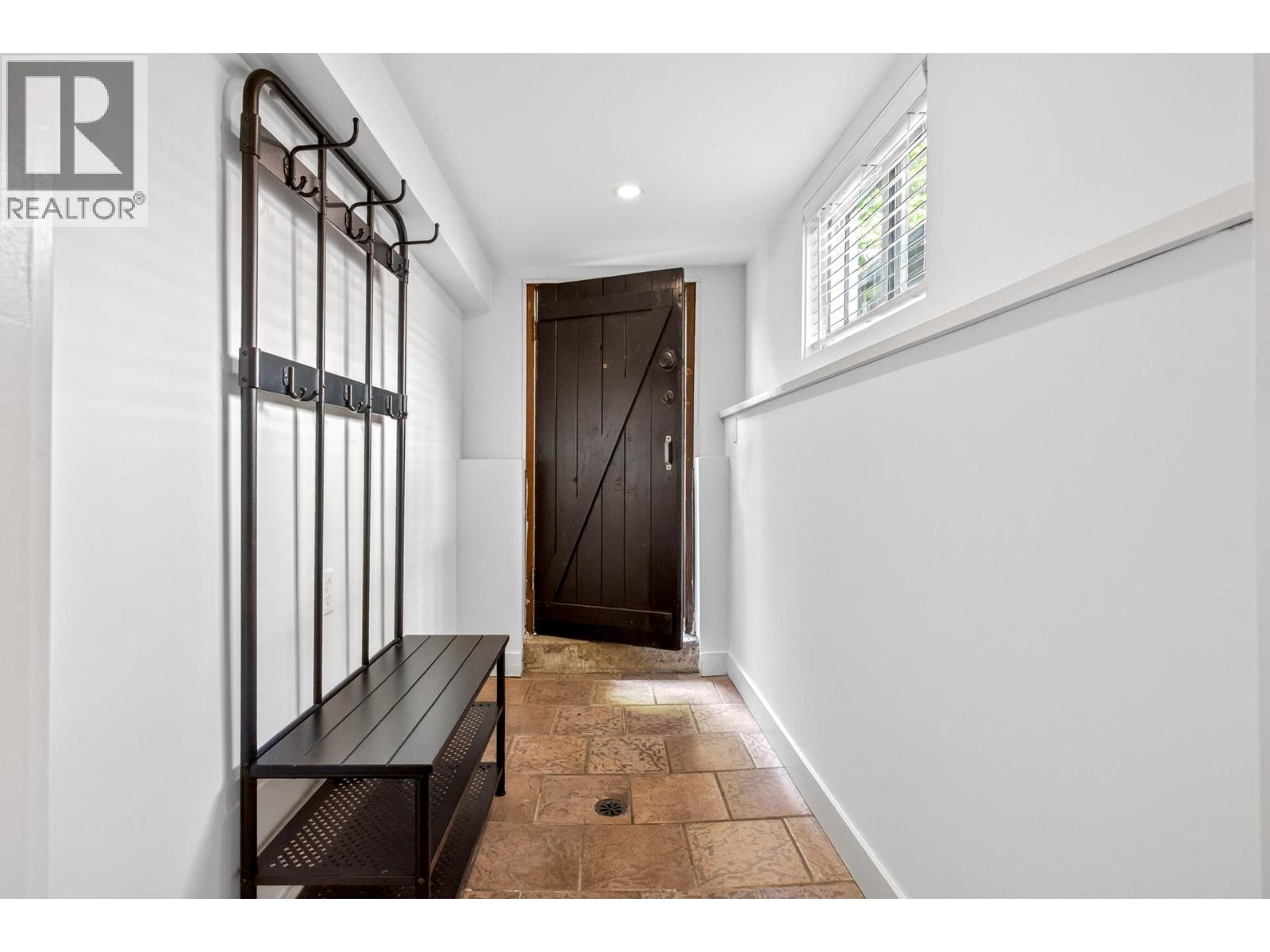 725 Fifth Street Property Photo 34