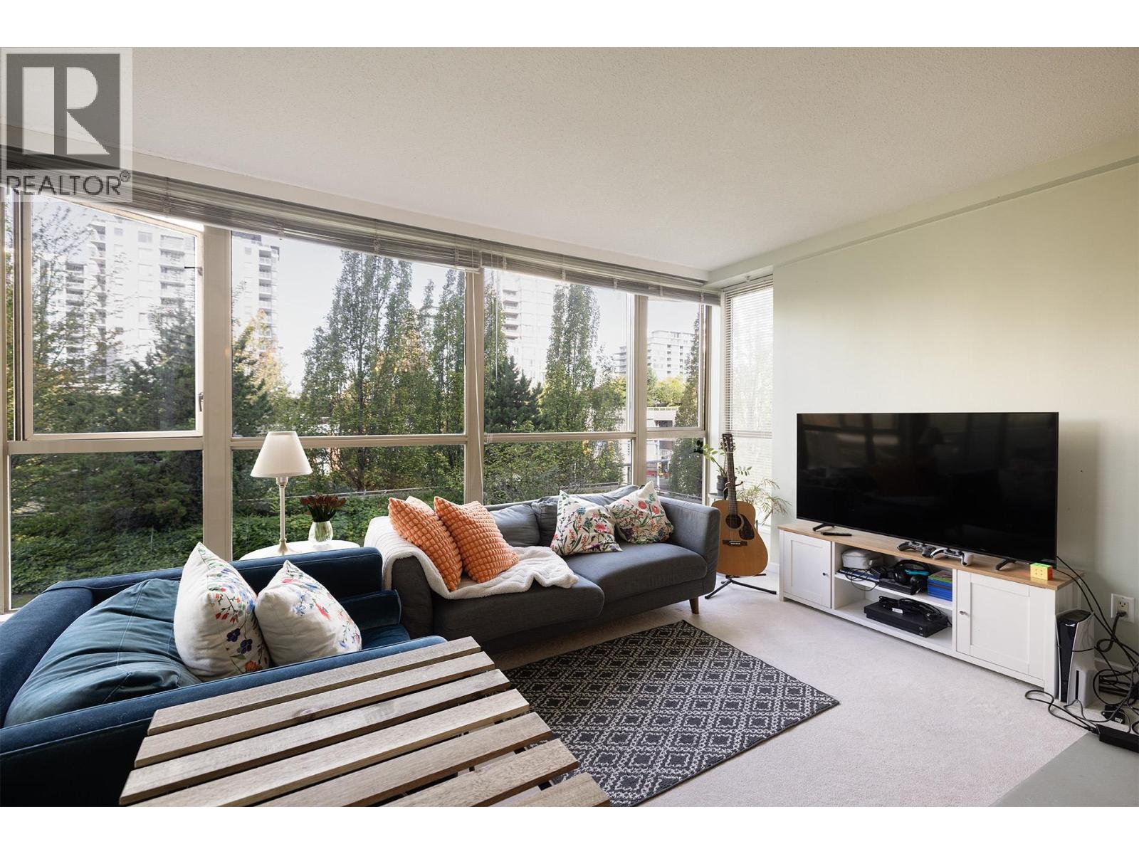 502 8238 Saba Road Property Photo 2