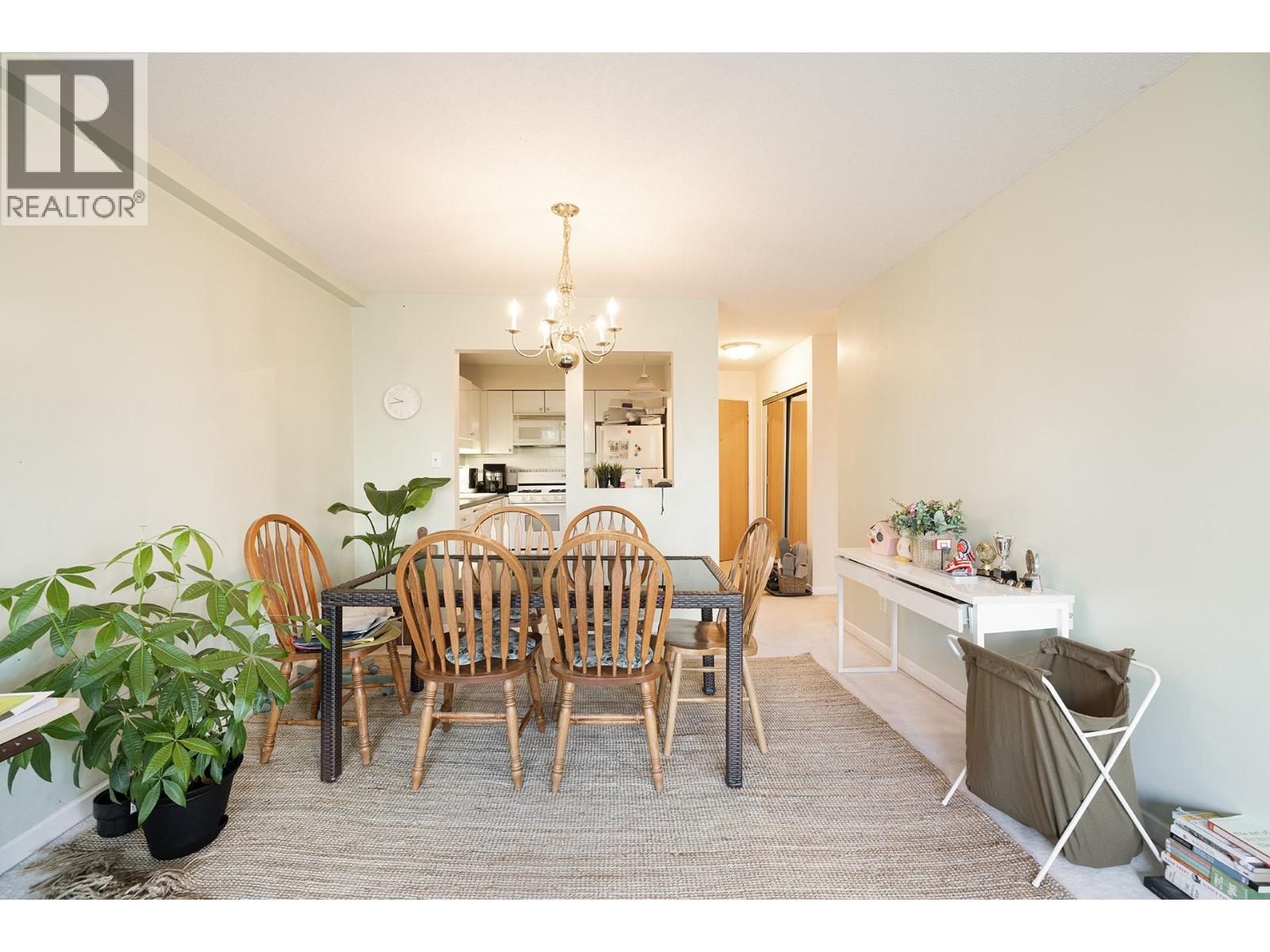502 8238 Saba Road Property Photo 8