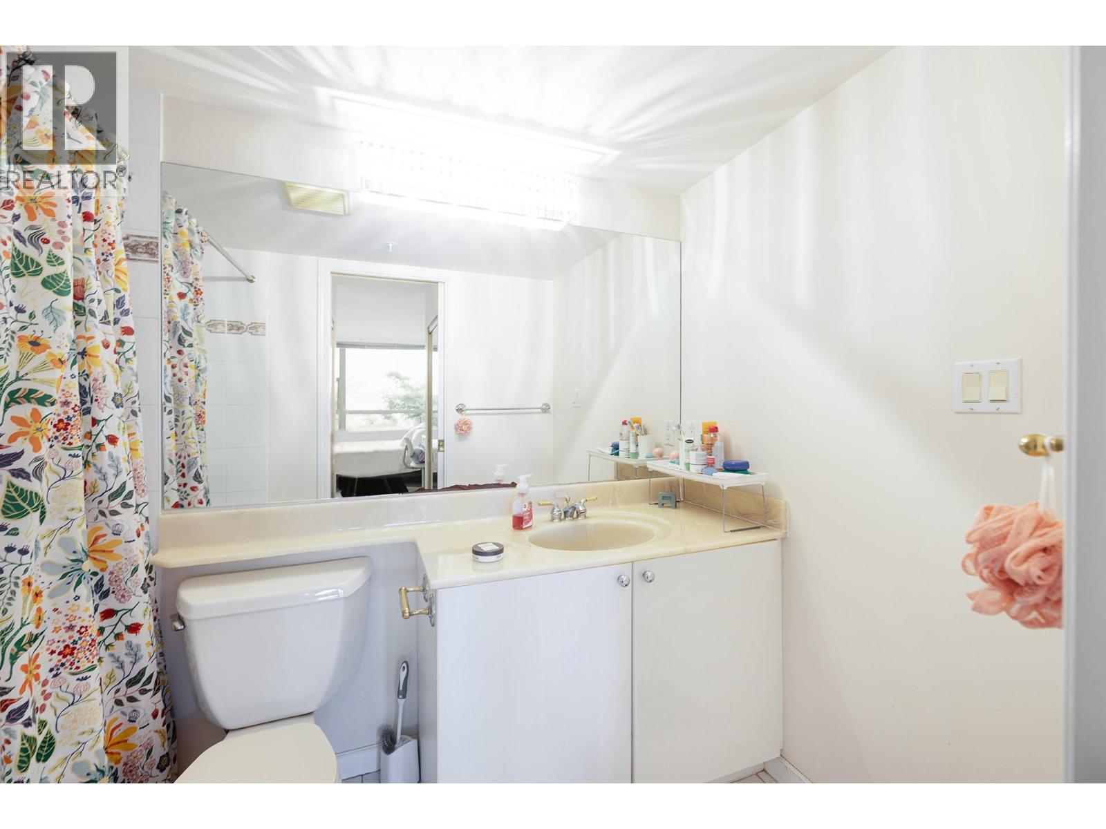 502 8238 Saba Road Property Photo 12
