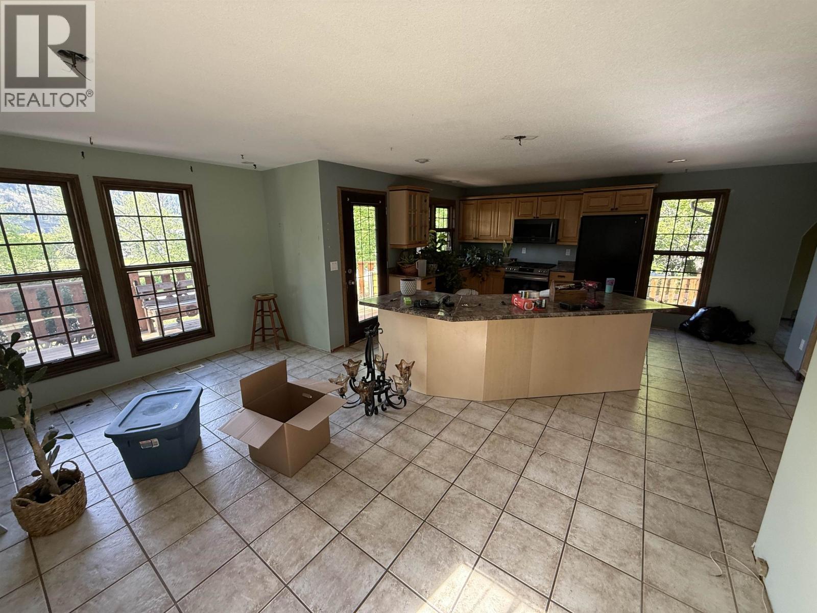6702 Old Fort Road Property Photo 6