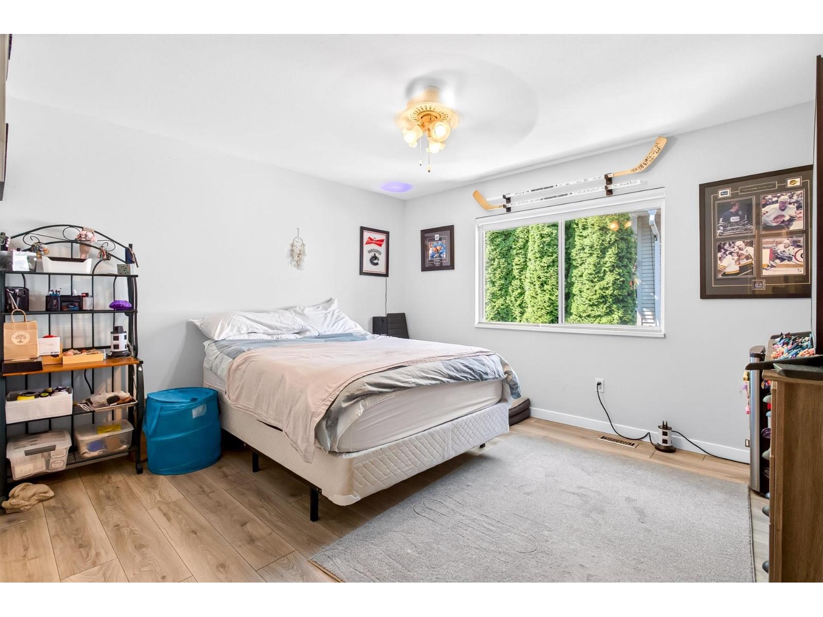 7755 Alder Street Property Photo 15