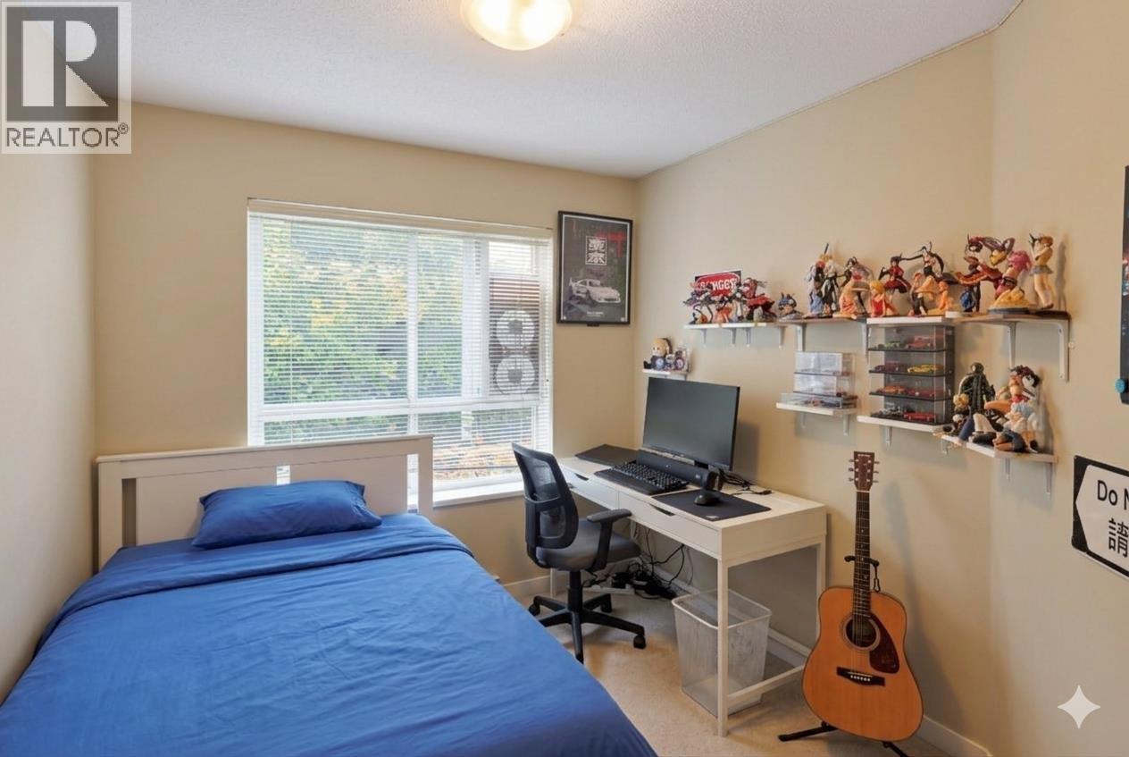 403 3178 Dayanee Springs Boulevard Property Photo 8