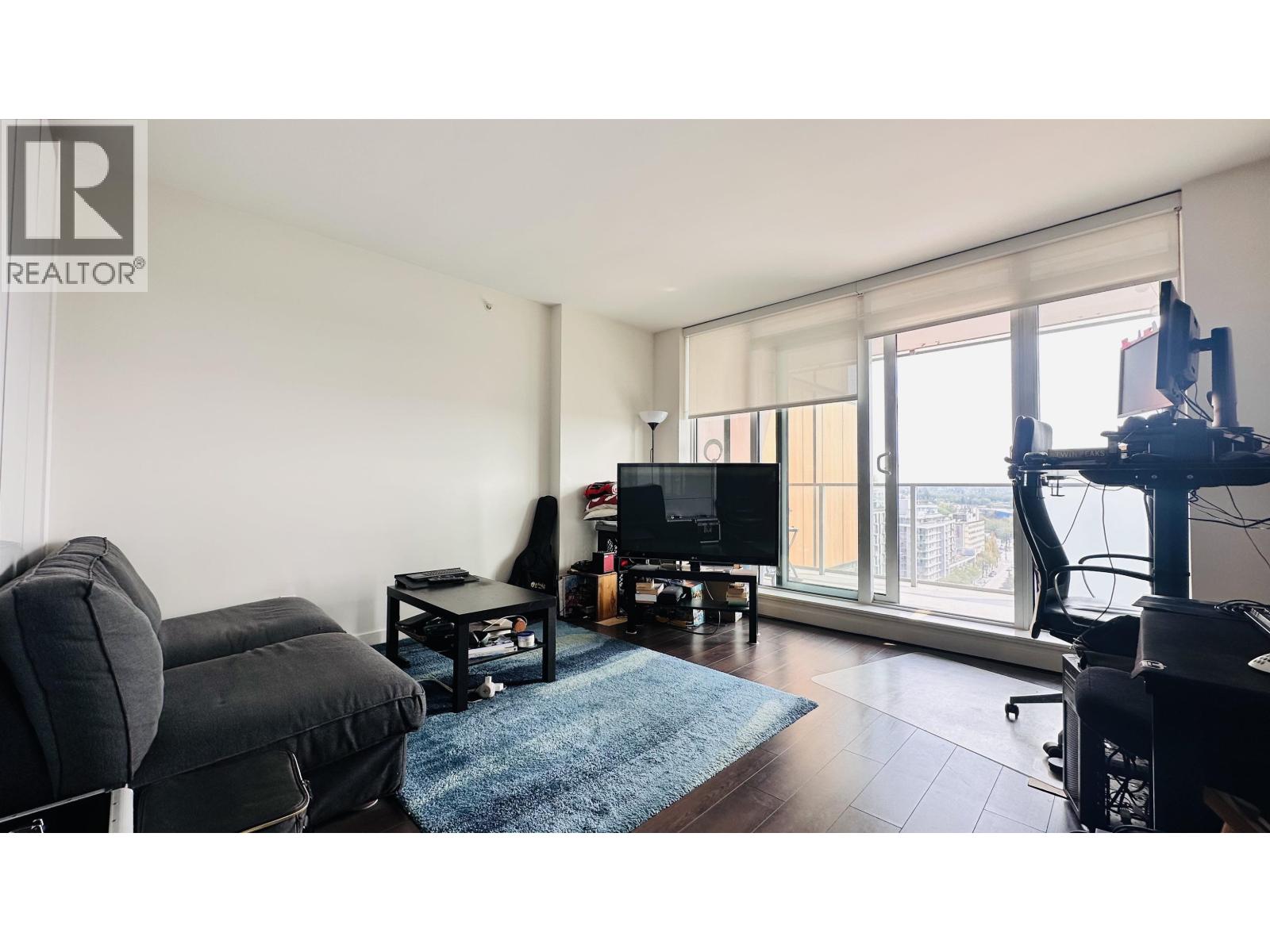 1806 285 E 10th Avenue Property Photo 12
