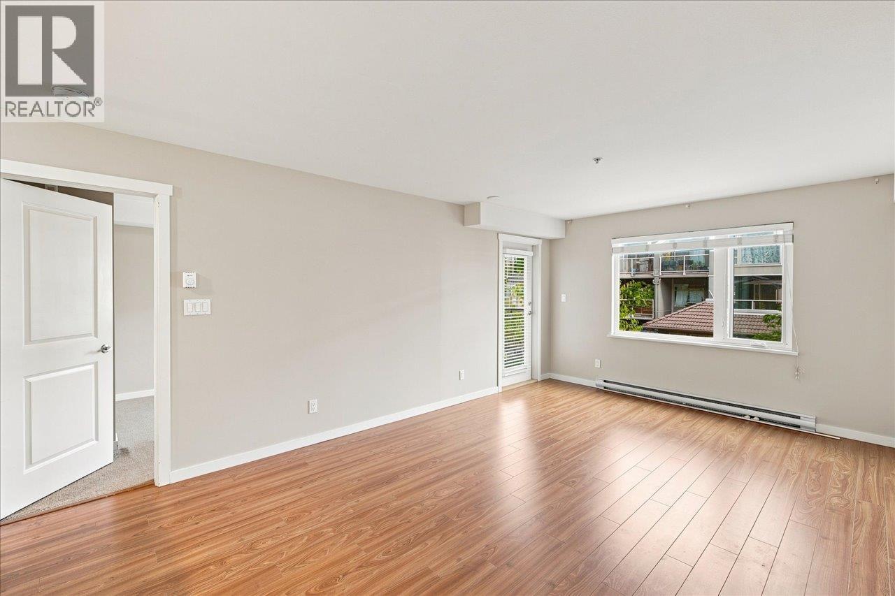 205 2373 Atkins Avenue Property Photo 7