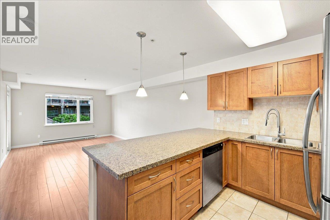 205 2373 Atkins Avenue Property Photo 13