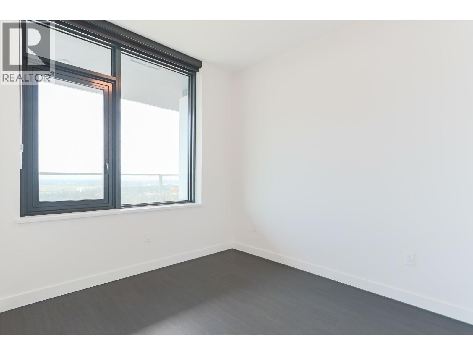 2401 6608 Sussex Avenue Property Photo 12