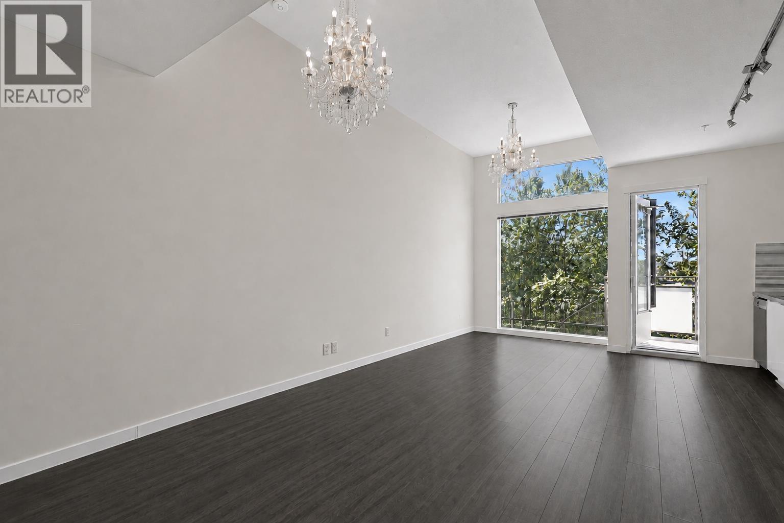 312 3138 Riverwalk Avenue Property Photo 6