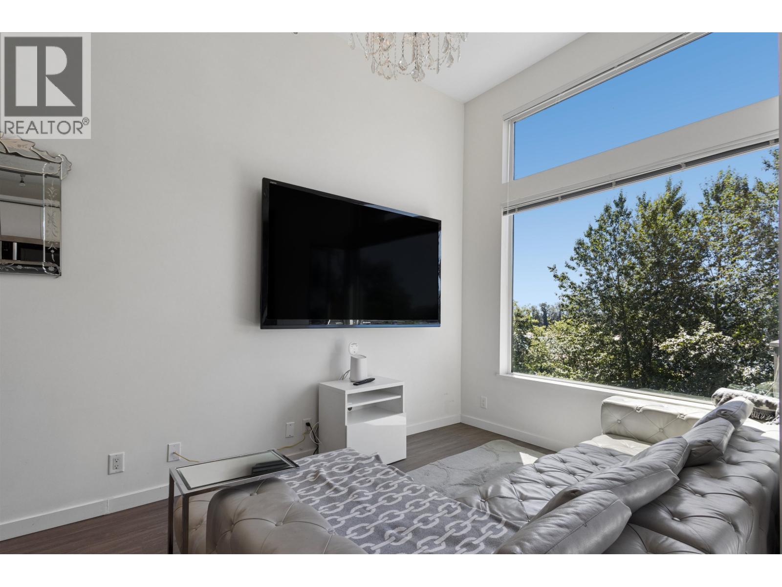 312 3138 Riverwalk Avenue Property Photo 17
