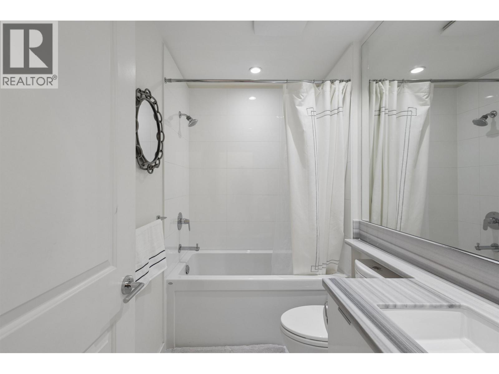 312 3138 Riverwalk Avenue Property Photo 21