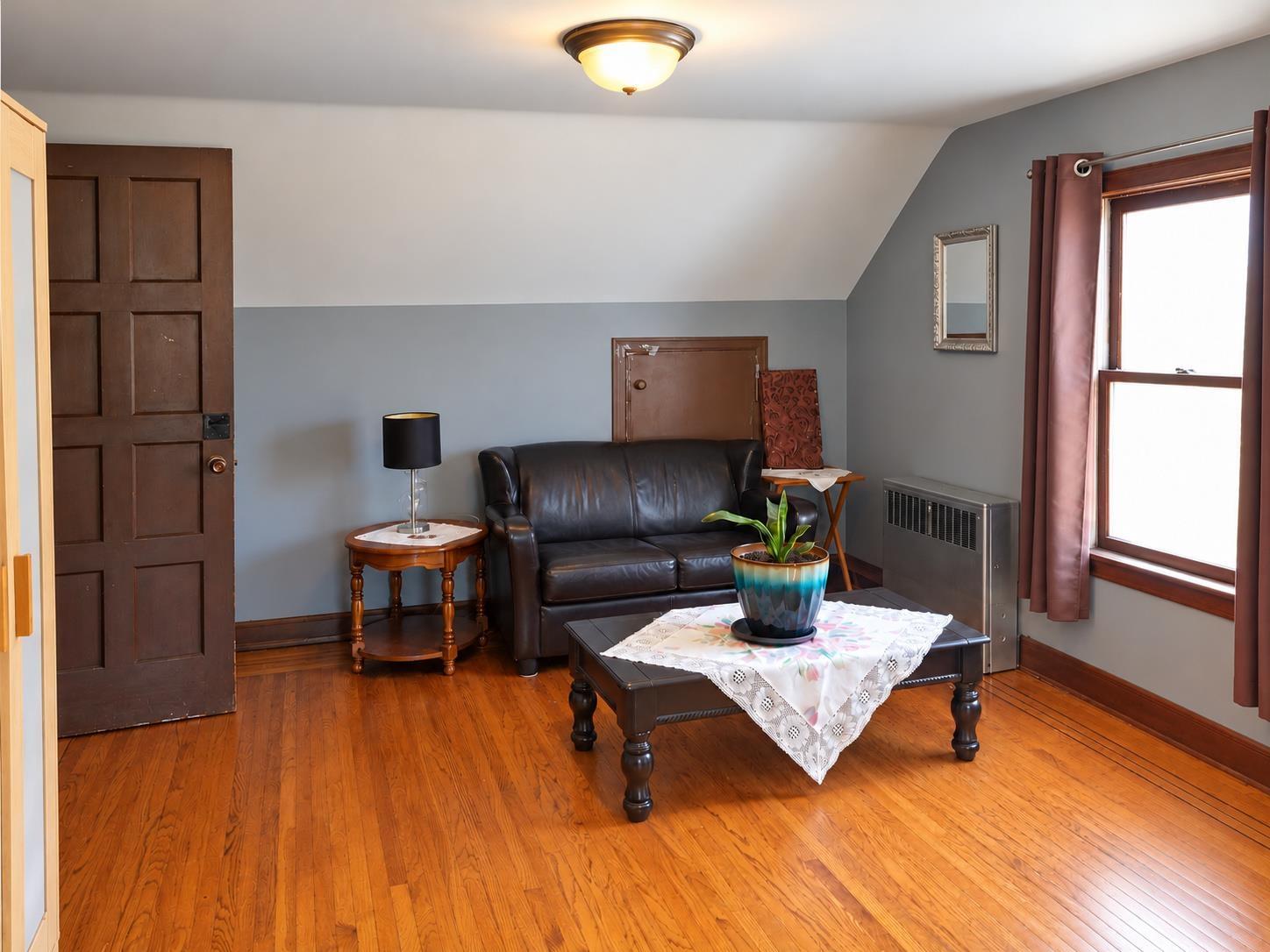 46198 First Avenue Property Photo 19