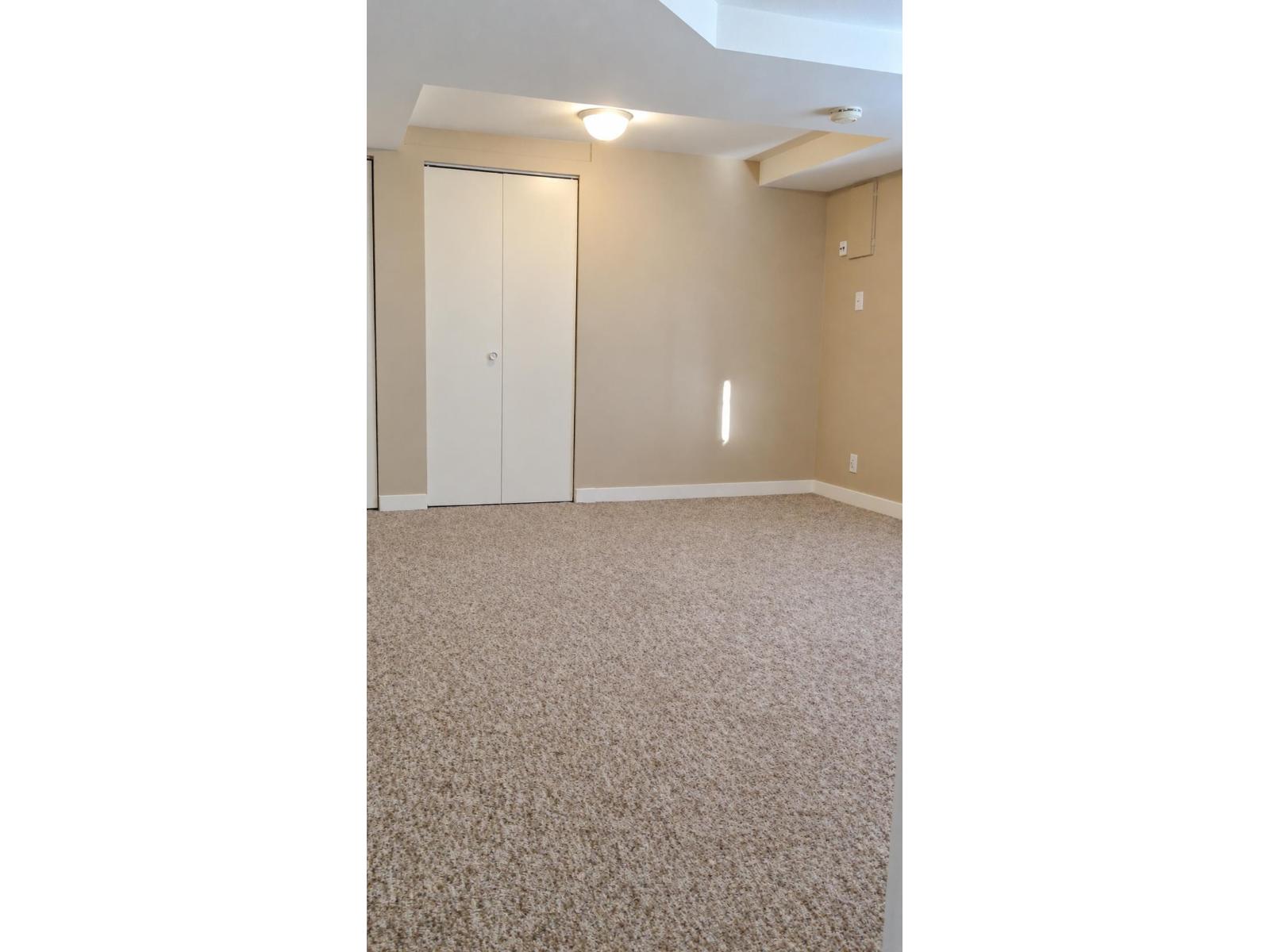 46198 First Avenue Property Photo 32