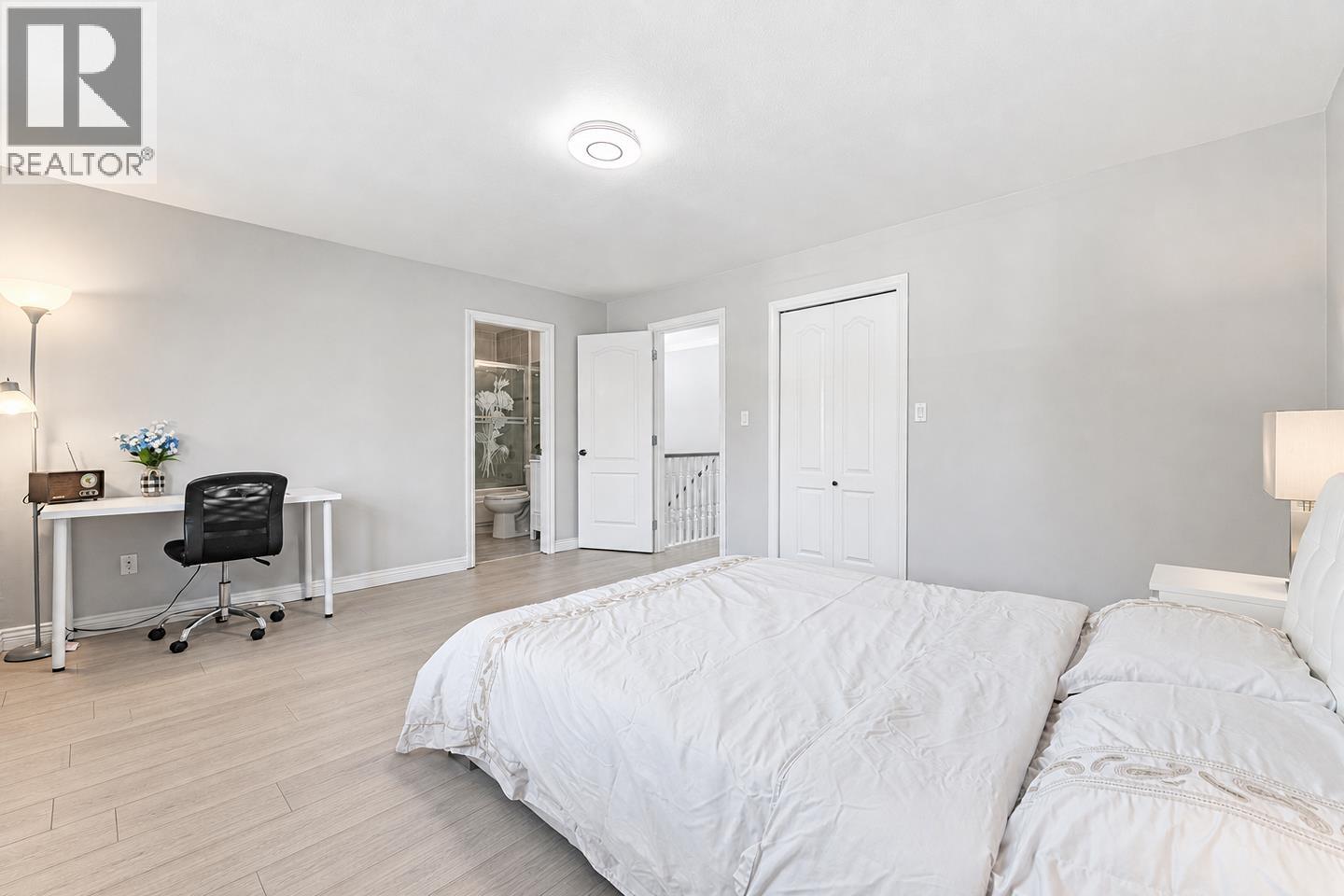 7930 Edmonds Street Property Photo 17