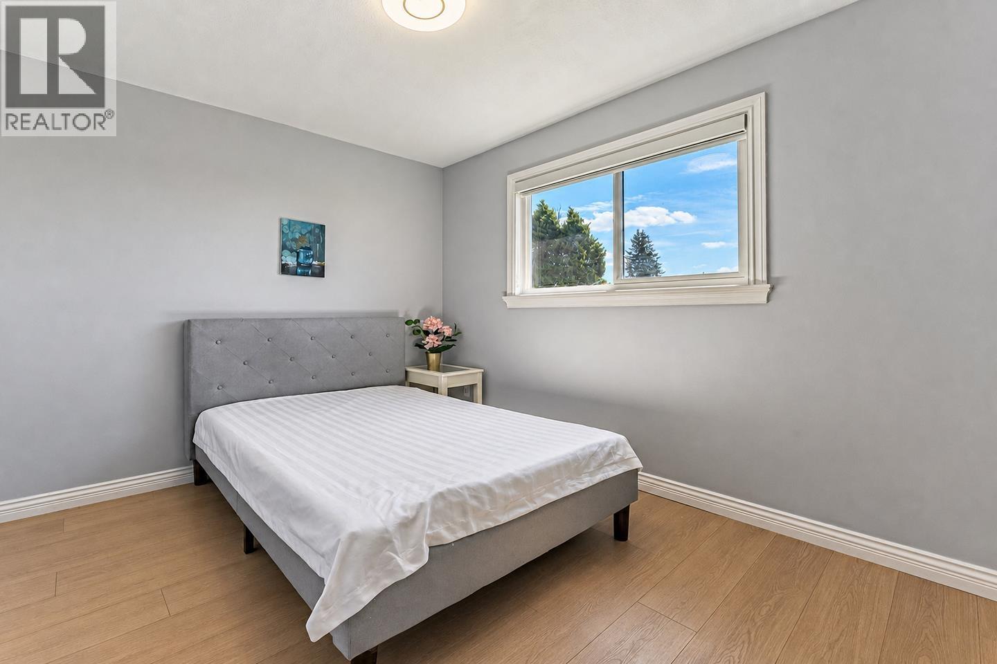 7930 Edmonds Street Property Photo 18