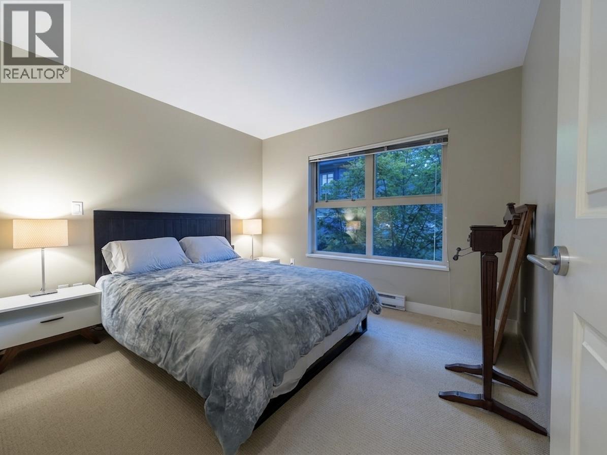 2982 Chesterfield Avenue Property Photo 13