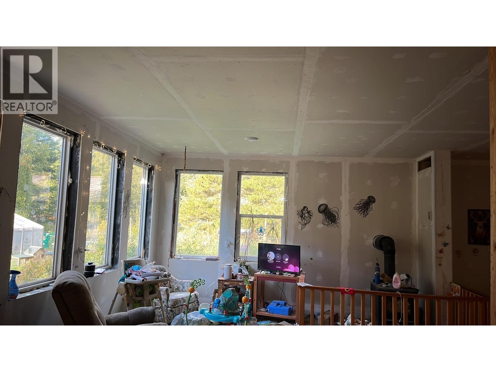 1276 Mackenzie Highway Property Photo 10