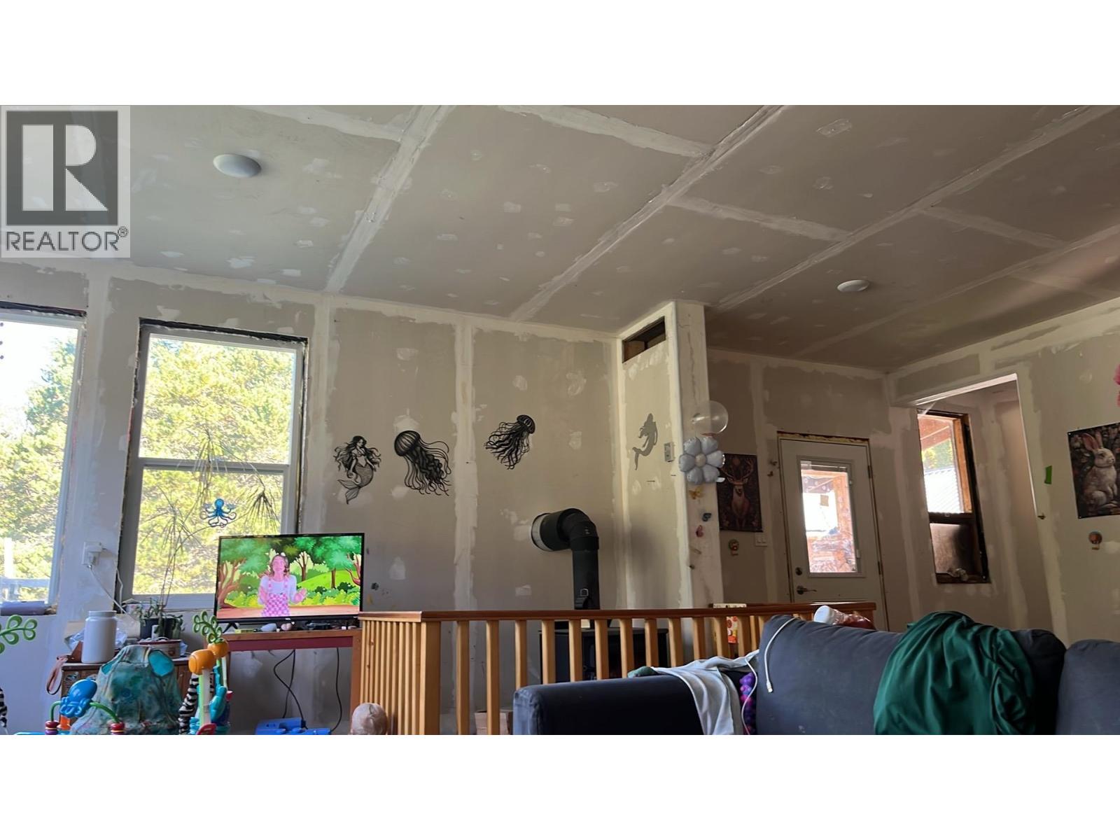 1276 Mackenzie Highway Property Photo 12
