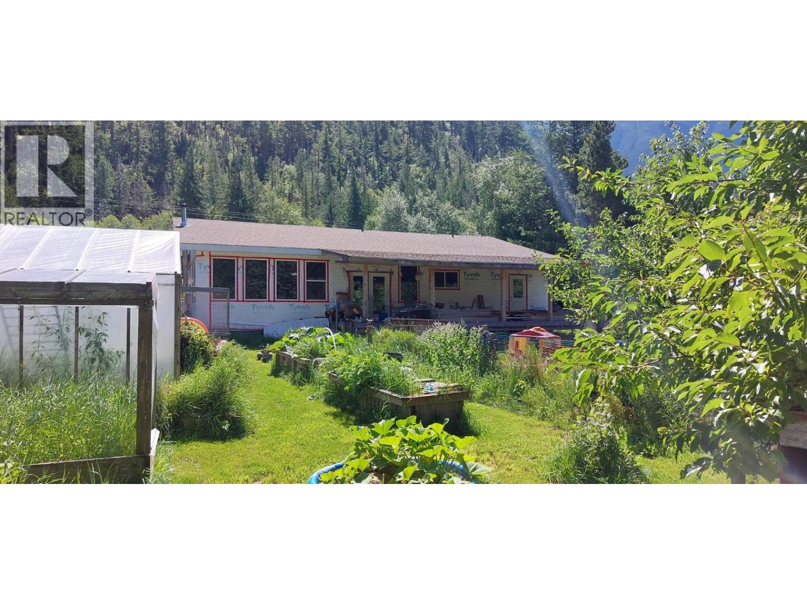 1276 Mackenzie Highway Property Photo 20