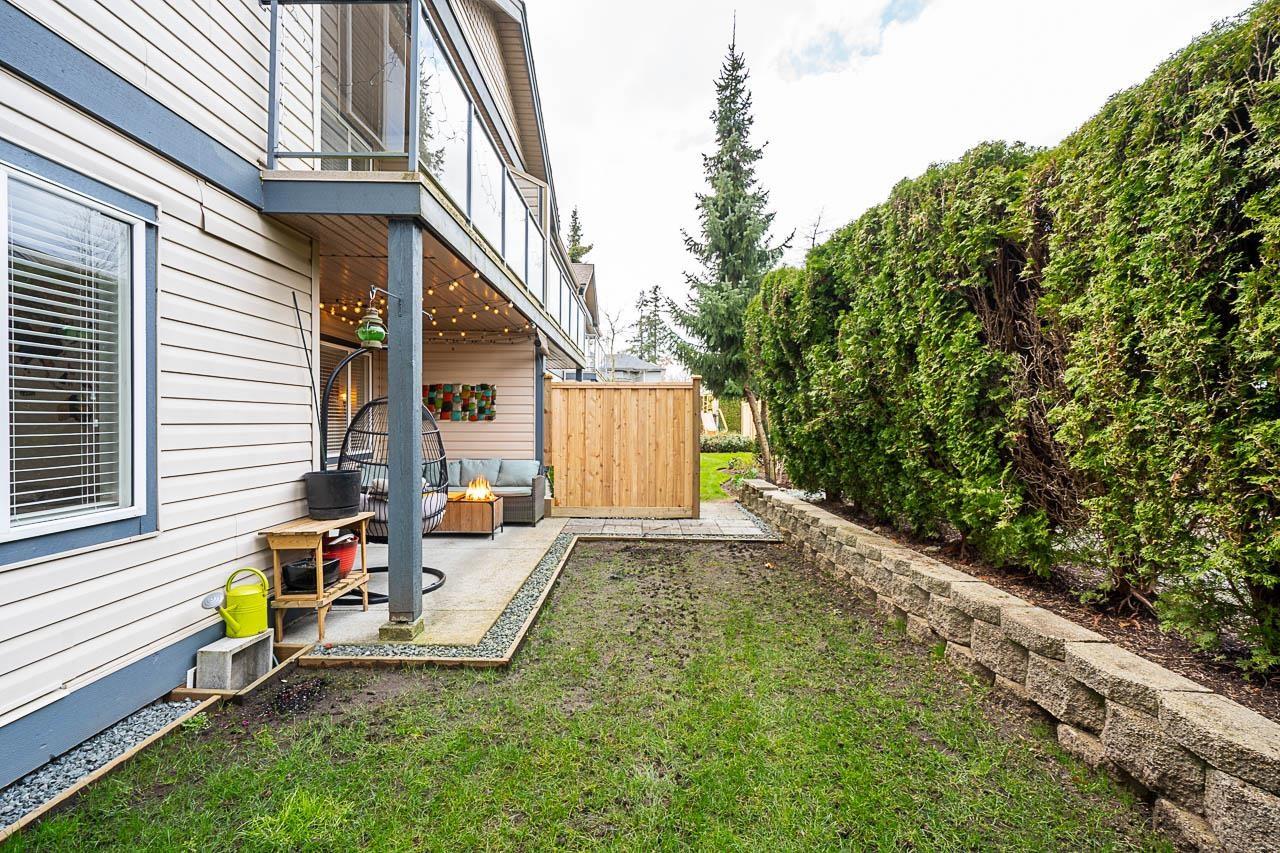 19 8338 158 Street Property Photo 22