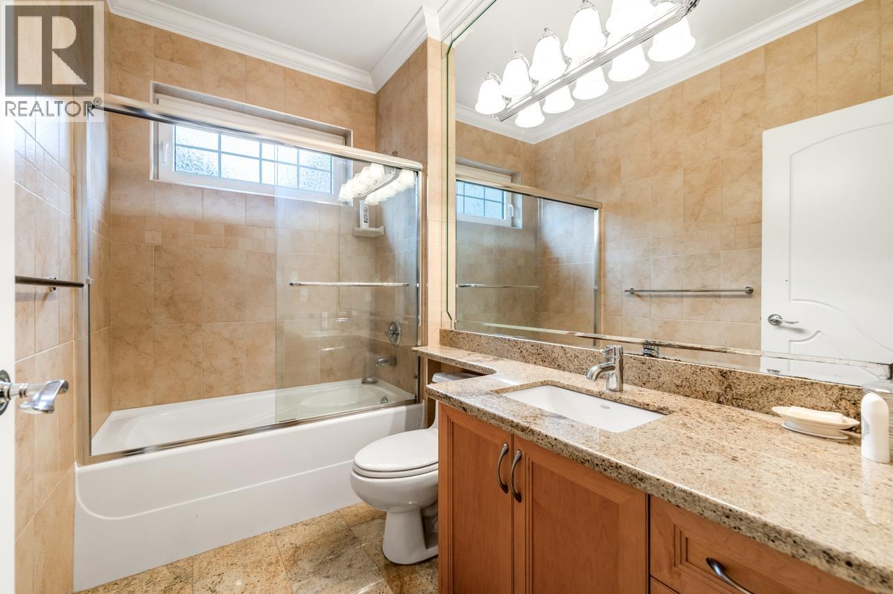 7351 Grandy Road Property Photo 13