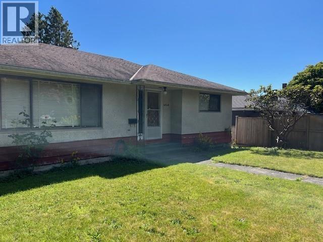 4840 Parker Street Property Photo 2