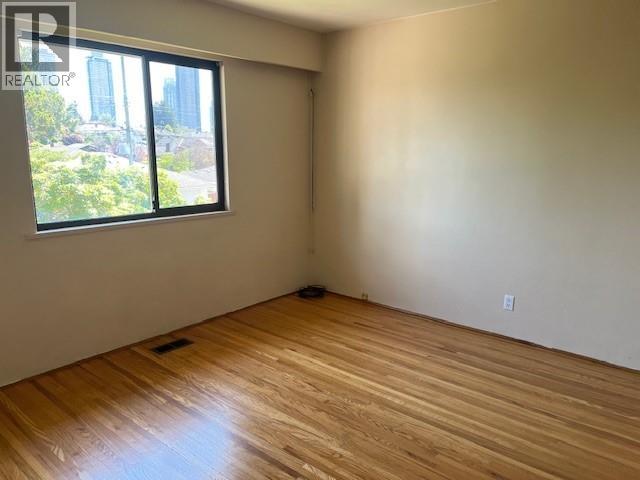 4840 Parker Street Property Photo 9