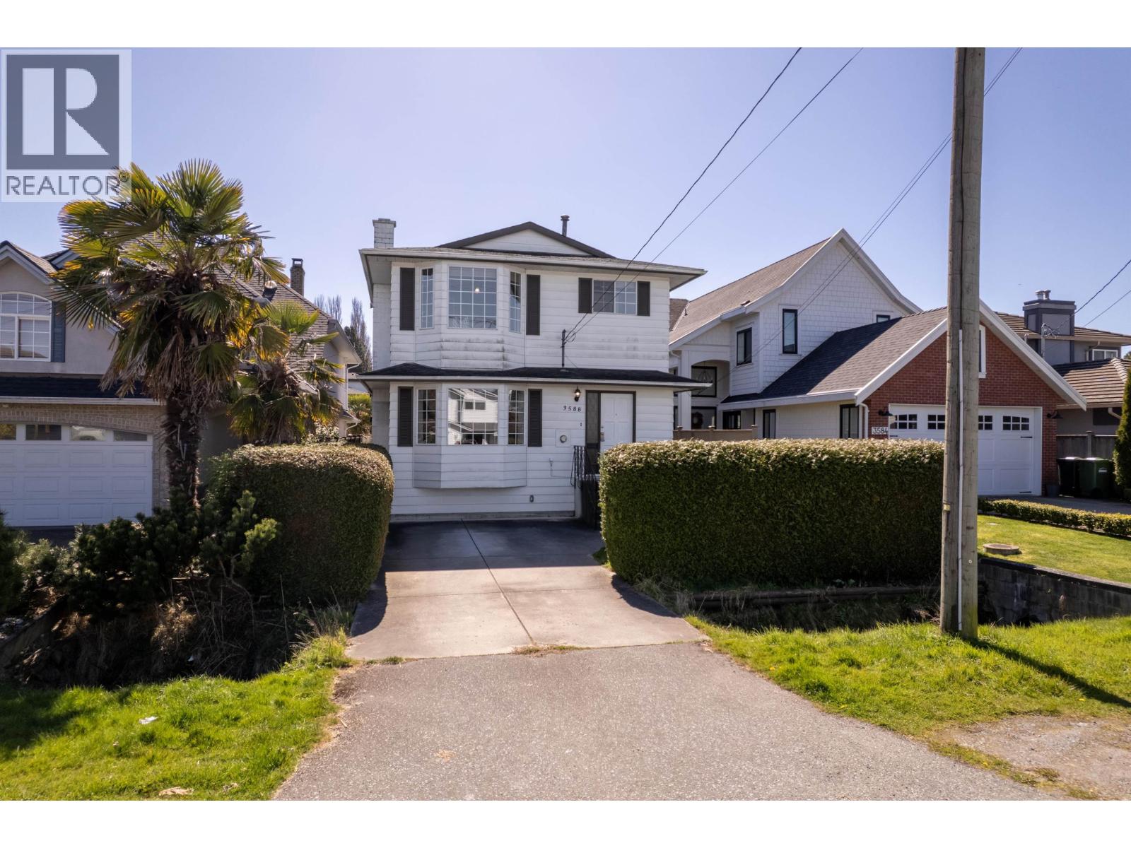 3588 GEORGIA STREET