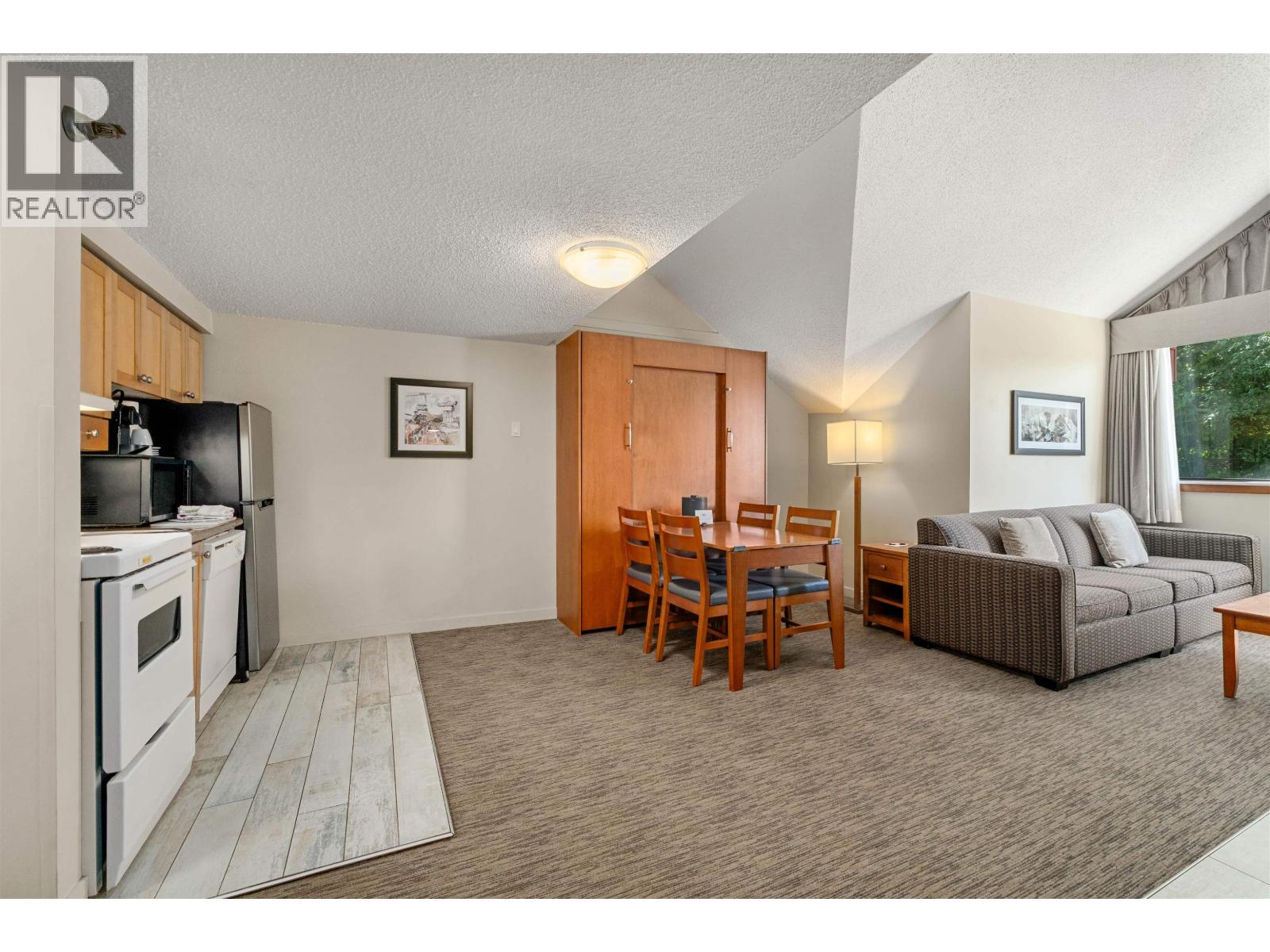 360 4429 Sundial Place Property Photo 6