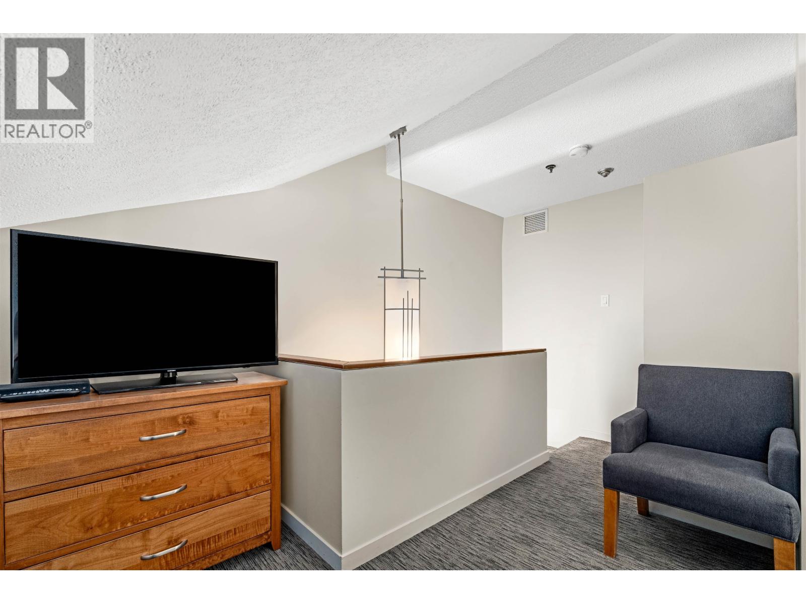 360 4429 Sundial Place Property Photo 11