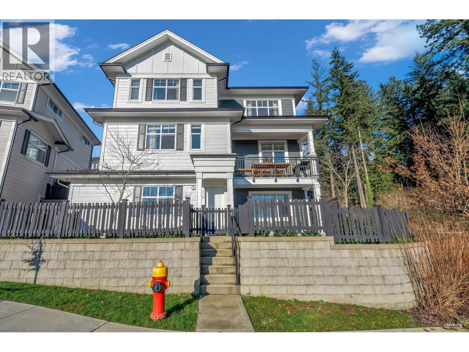 115 3565 Baycrest Avenue Property Photo 4