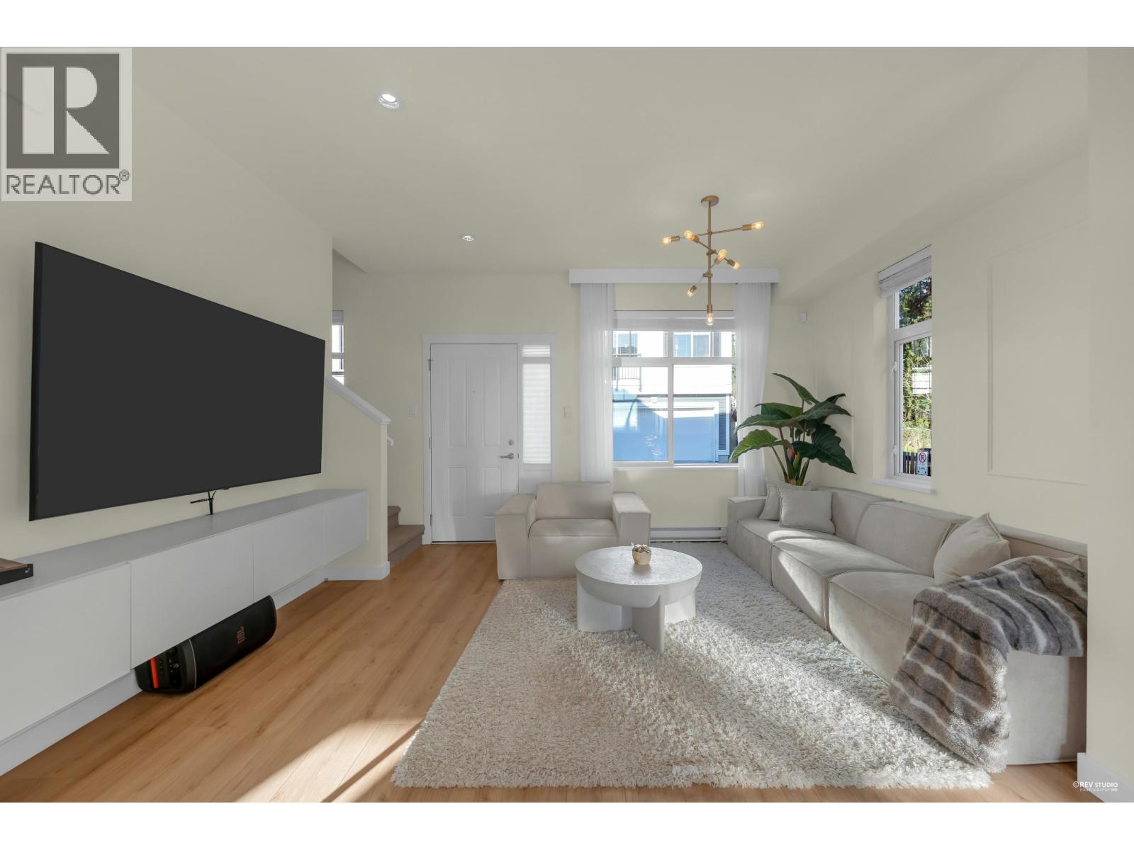 115 3565 Baycrest Avenue Property Photo 13