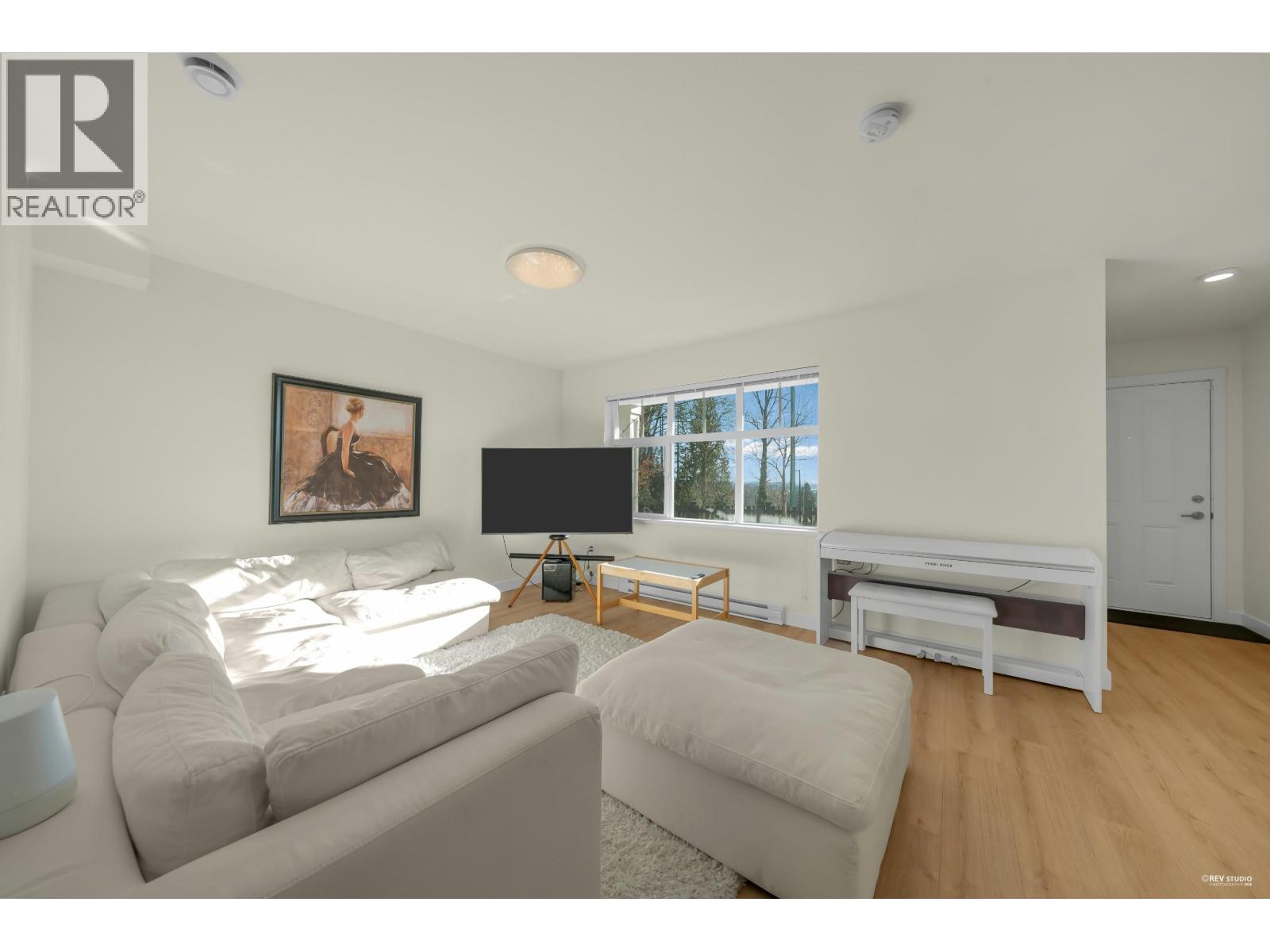 115 3565 Baycrest Avenue Property Photo 32