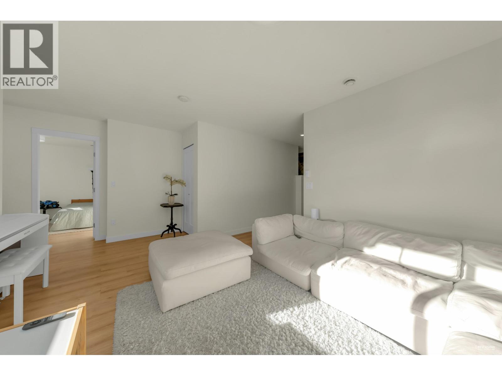 115 3565 Baycrest Avenue Property Photo 33